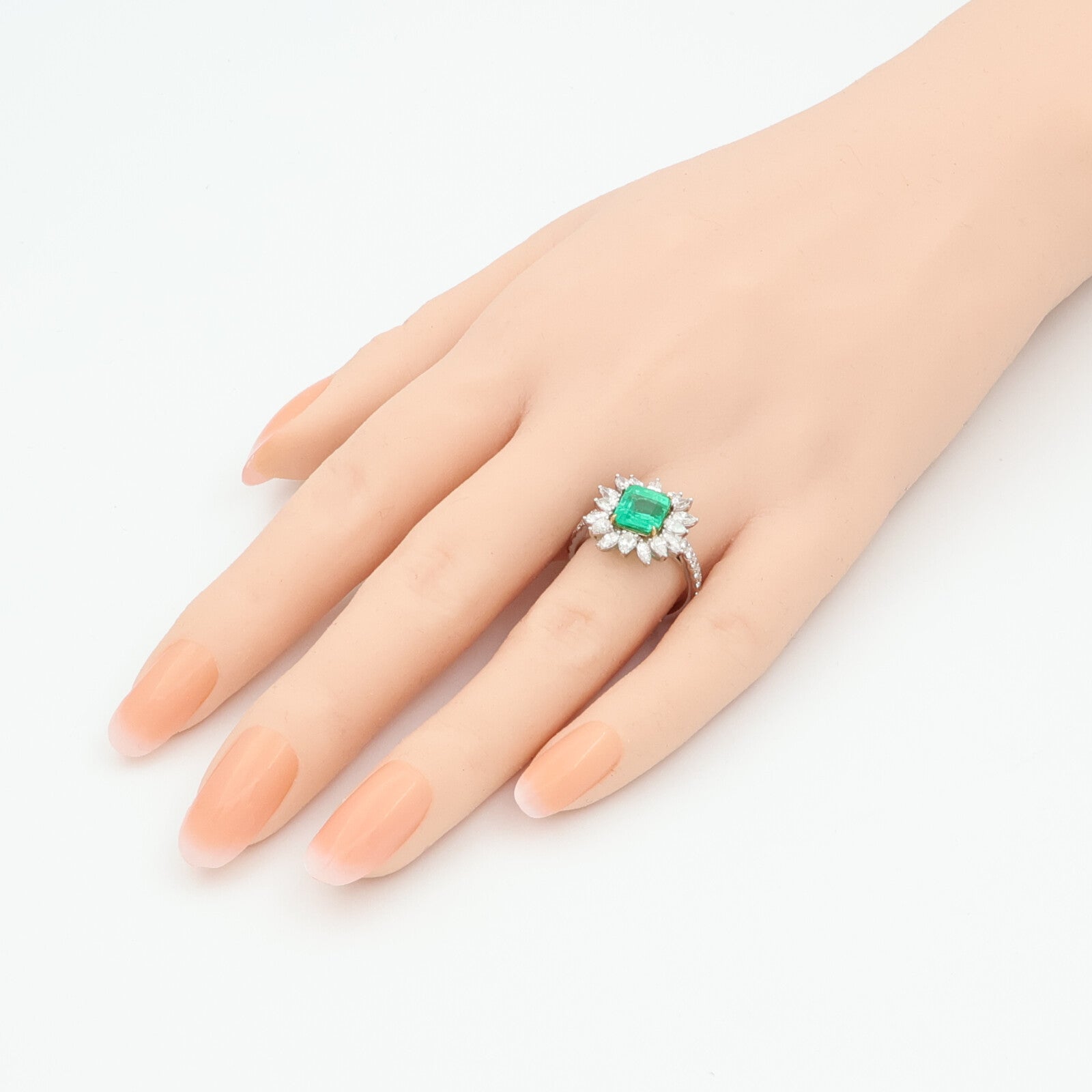 JEWELRY 18K白金/黃金/綠寶石Emerald鑽石戒指