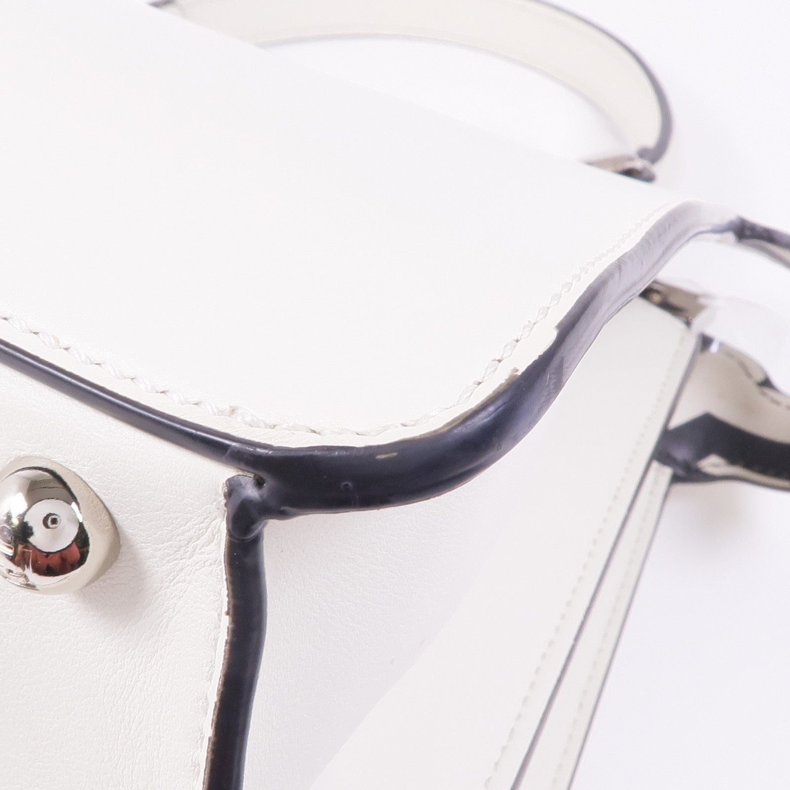 FENDI 牛皮皮革Peekaboo銀扣手挽肩背兩用袋