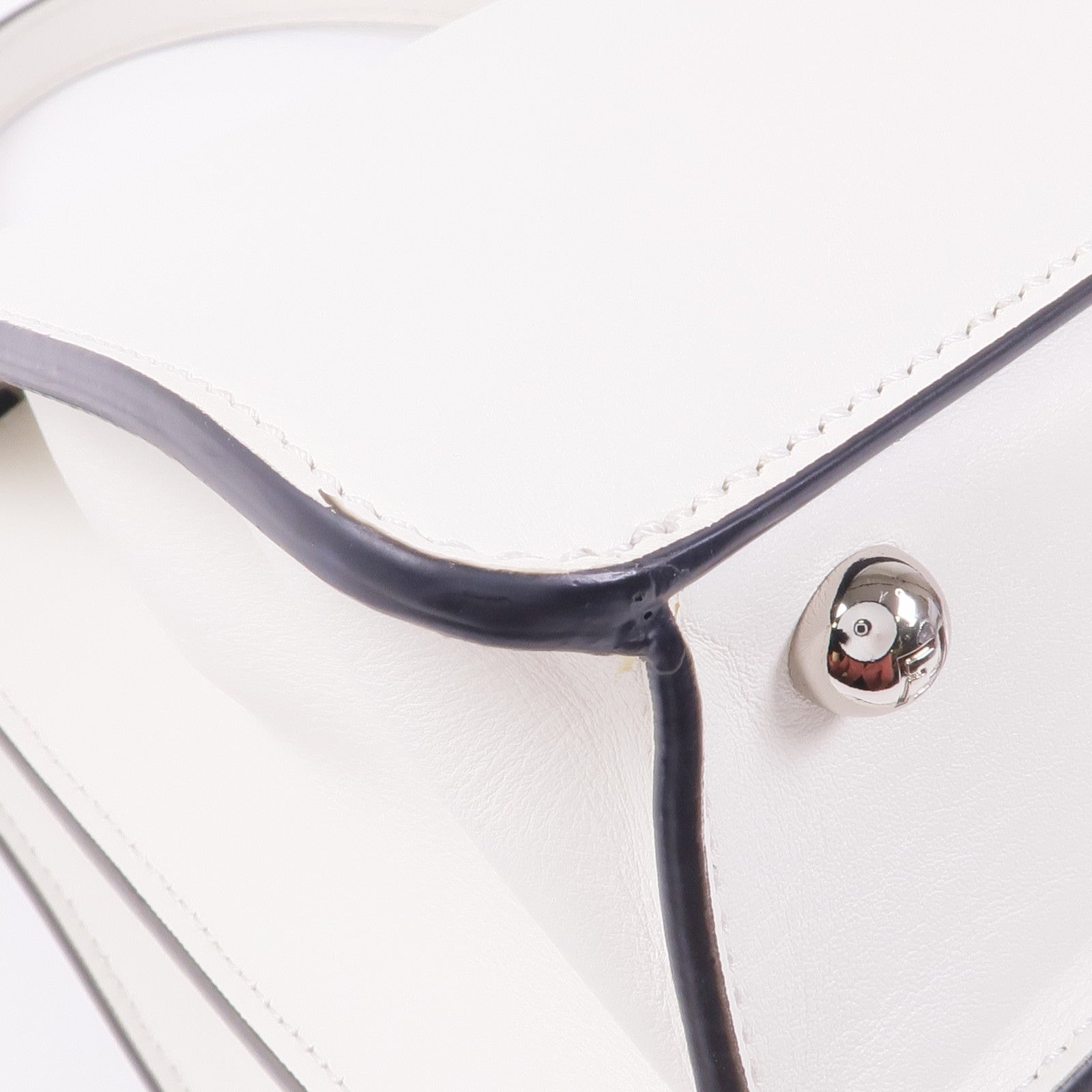 FENDI 牛皮皮革Peekaboo銀扣手挽肩背兩用袋