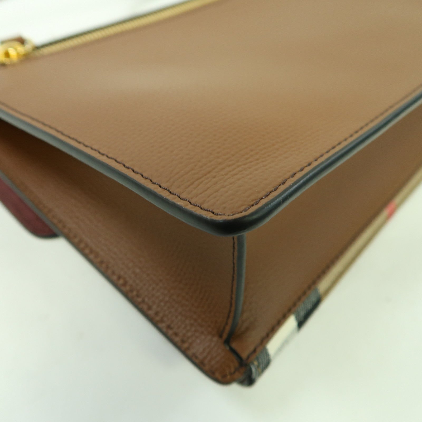 BURBERRY 牛皮皮革Shoulder Bag金扣肩背袋啡色