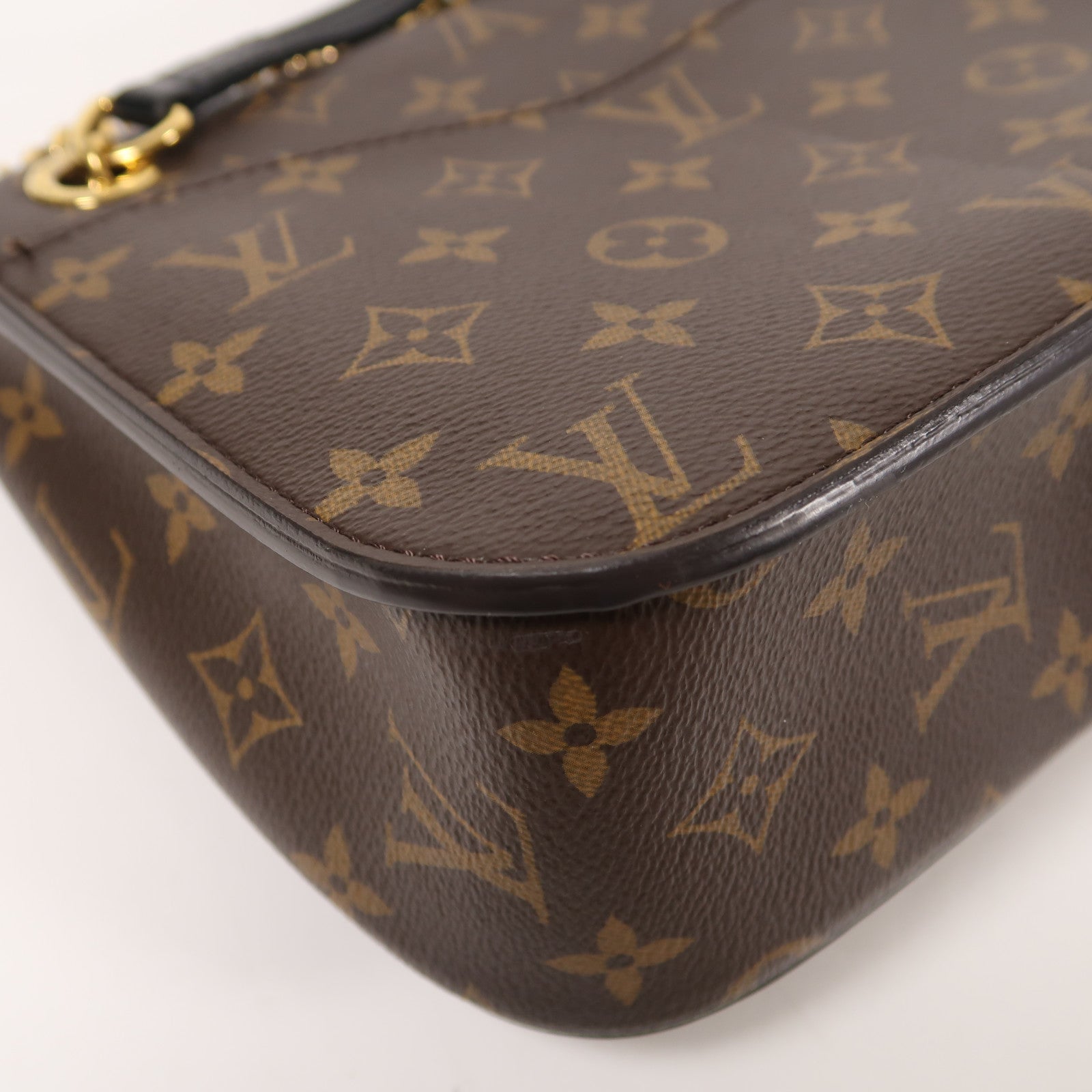 LOUIS VUITTON Monogram Passy金扣肩背袋