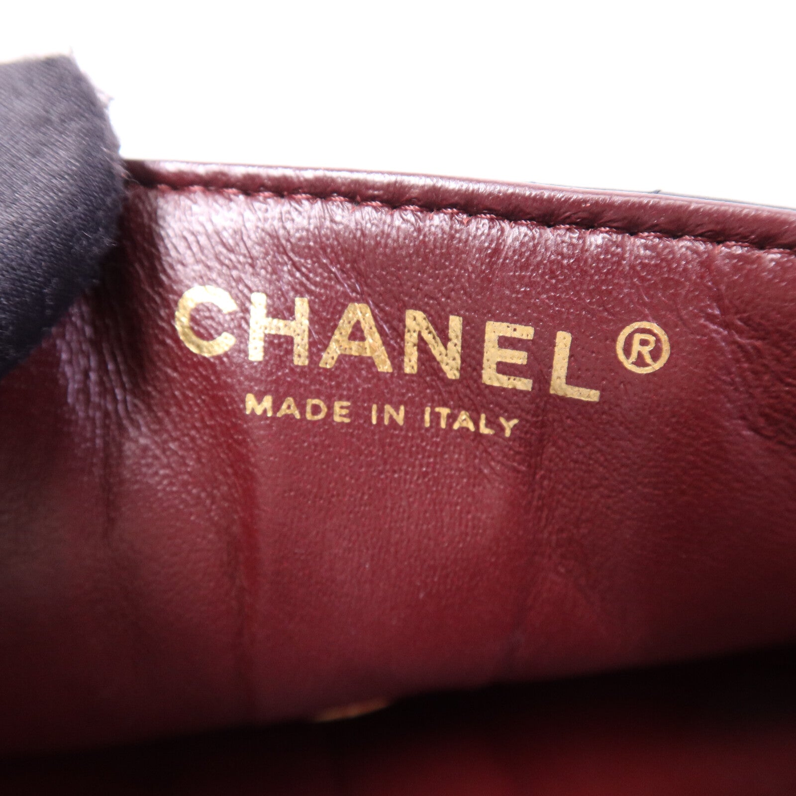 CHANEL 羊皮皮革Vintage Classic East West Flag Bag金扣鏈帶肩背袋