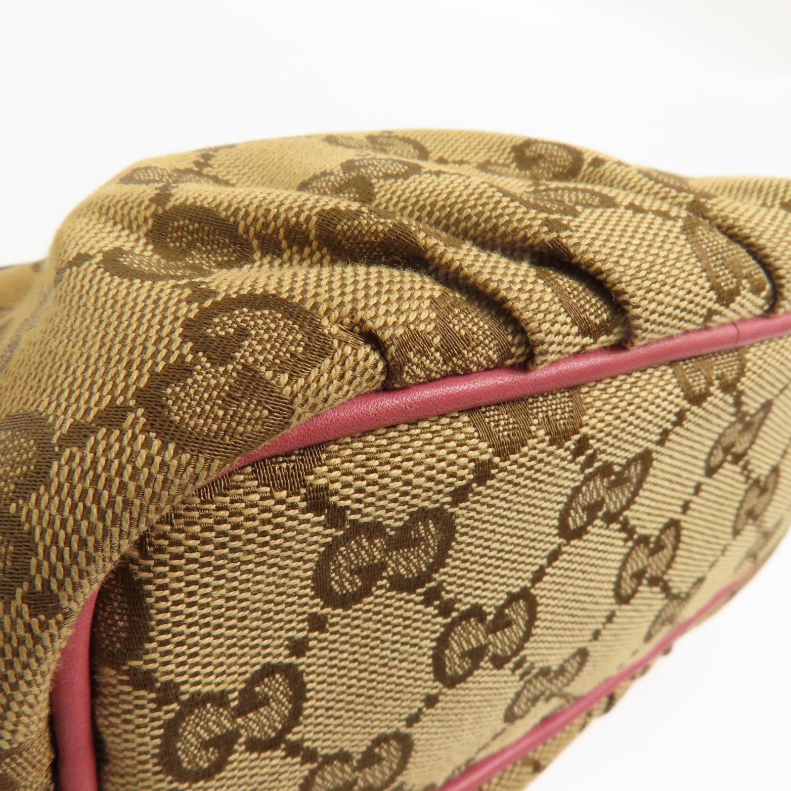 GUCCI 帆布Pouch金扣手拿包