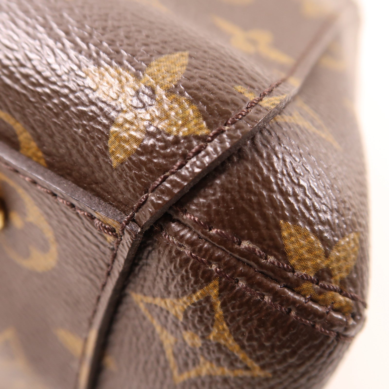 LOUIS VUITTON Monogram Montaigne MM金扣手挽肩背兩用袋
