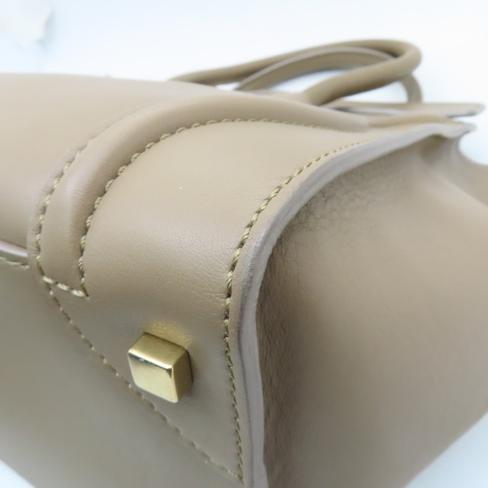 CELINE 【激減優惠】牛皮皮革Nano Luggage Bag金扣手挽袋駝色