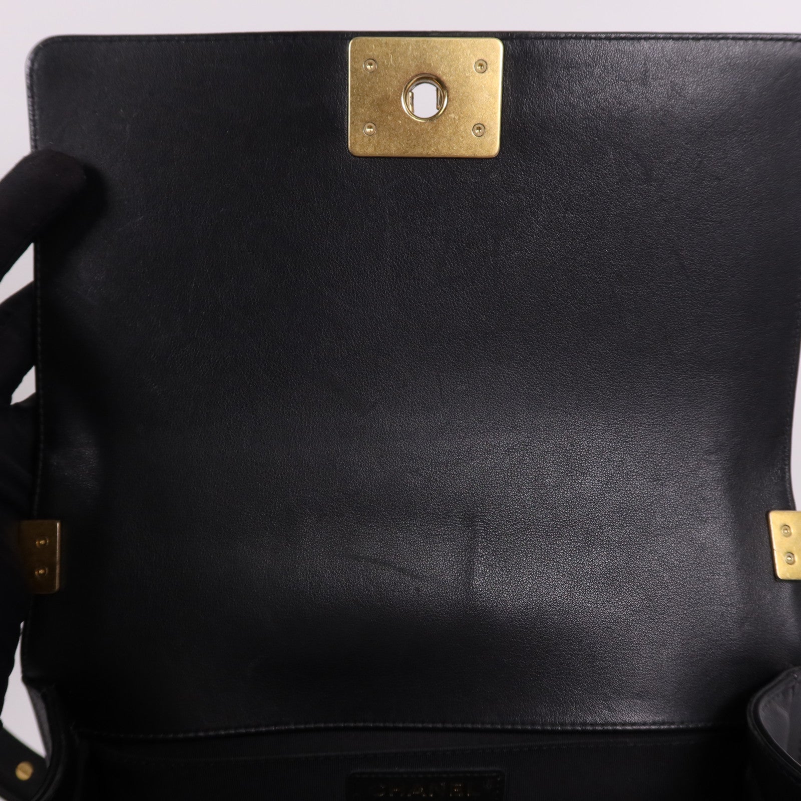 CHANEL 羊皮皮革Boy 25金扣鏈帶肩背袋