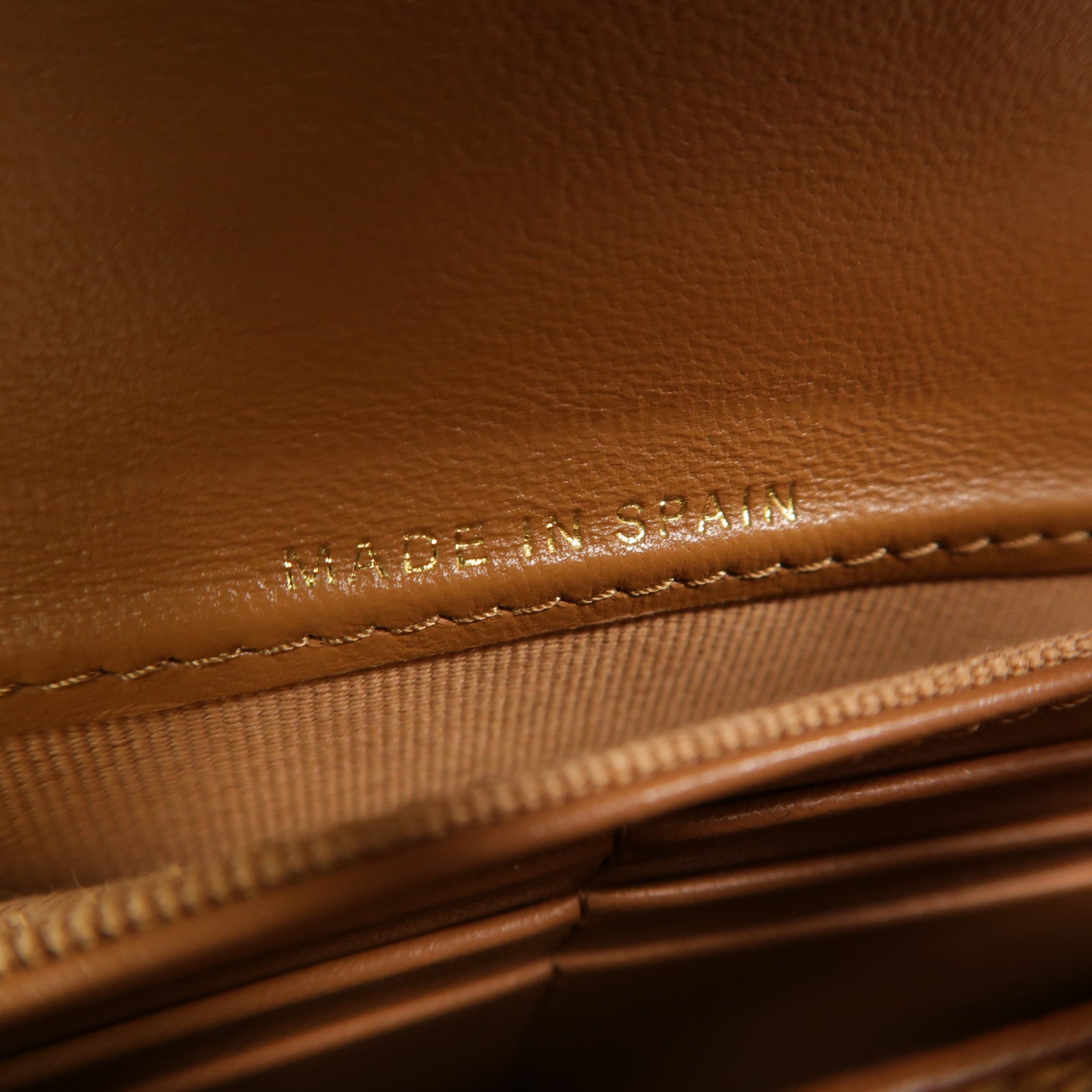 CHANEL 羊皮皮革C19 Long Wallet長錢包