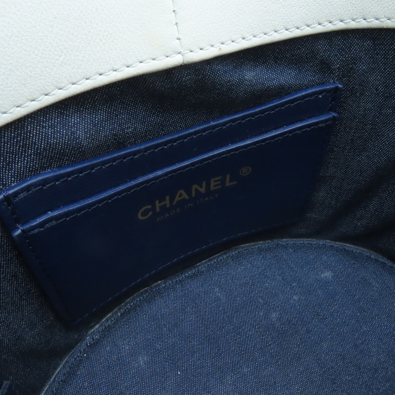 CHANEL 菱格牛皮皮革金扣Chain Shoulder Bag链带肩背袋白色