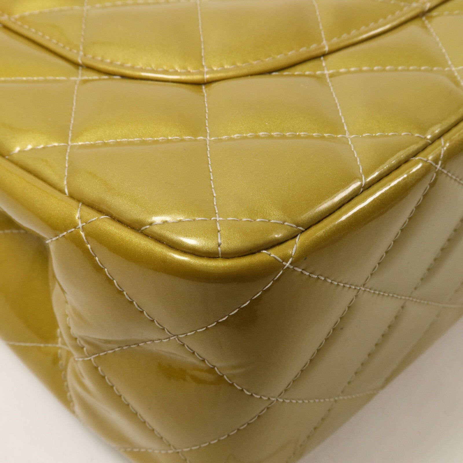CHANEL 漆皮皮革Large Classic鏈帶肩背袋