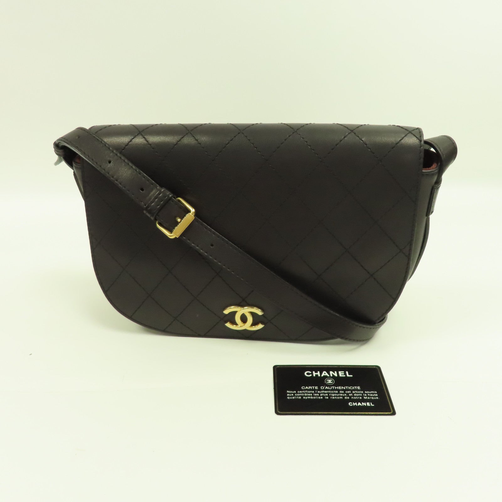 CHANEL 菱格牛皮皮革Shoulder Bag金扣肩背袋黑色