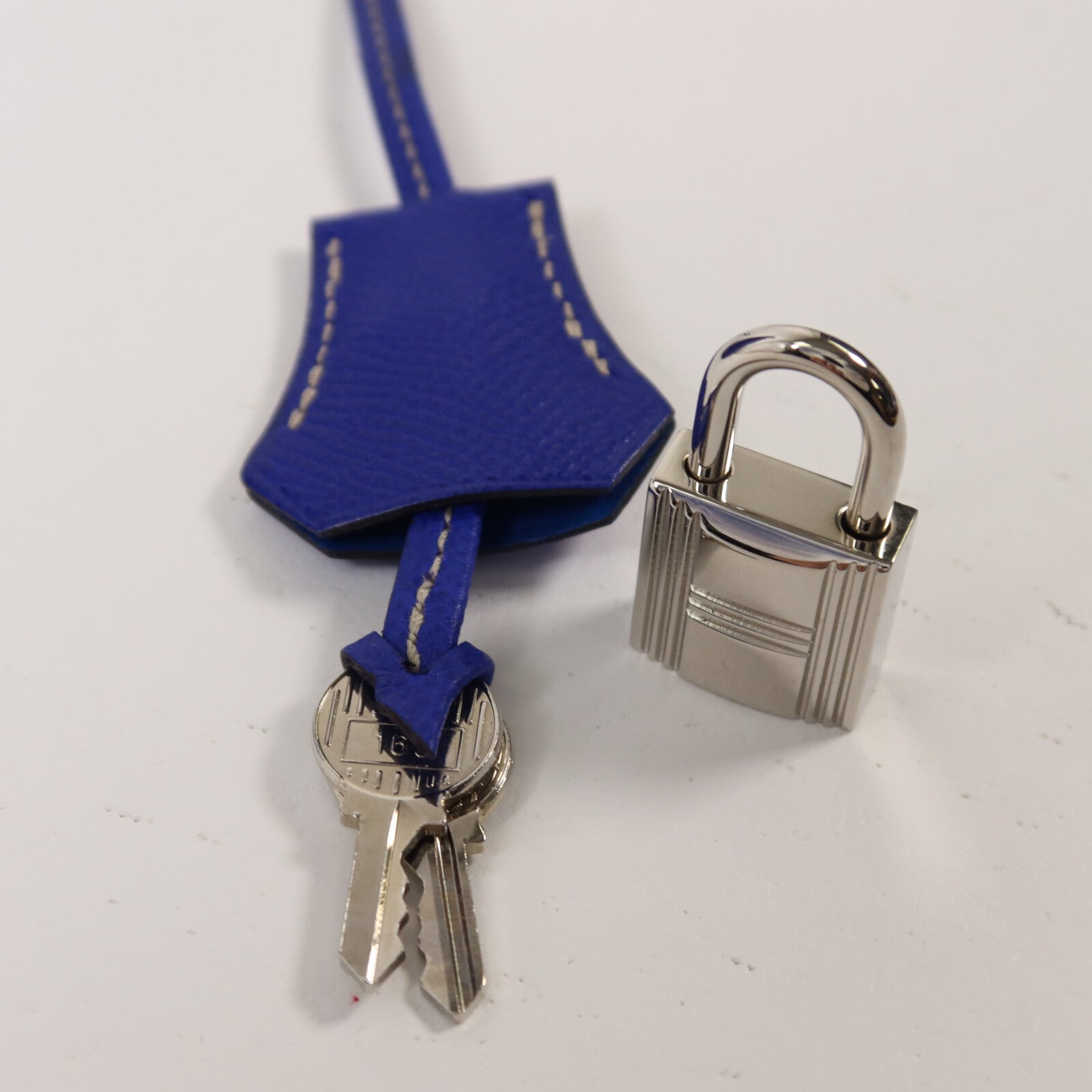 HERMES Epsom皮革Kelly 32手挽肩背兩用袋Bleu Electrique