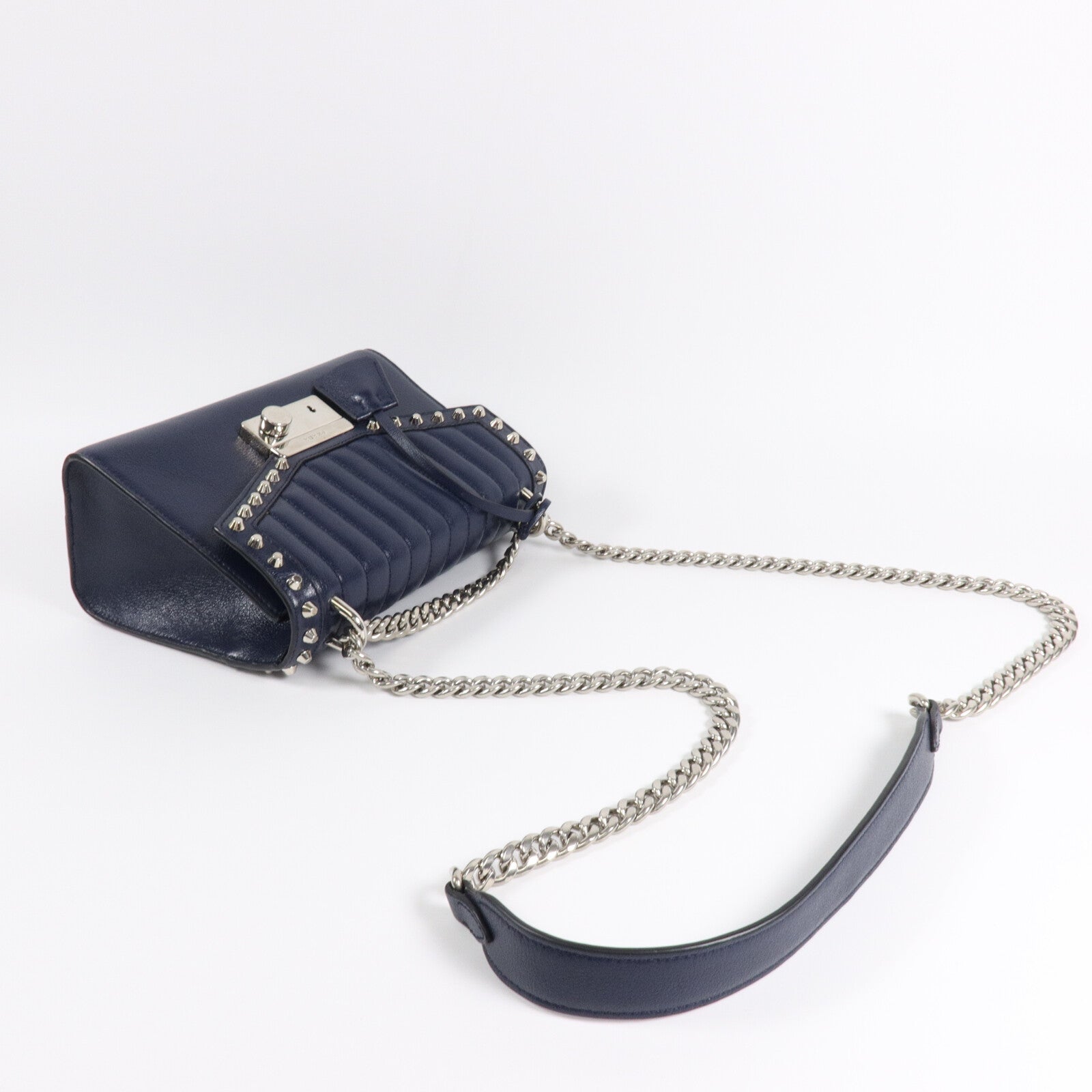 PRADA 牛皮皮革Studded Padlock肩背袋