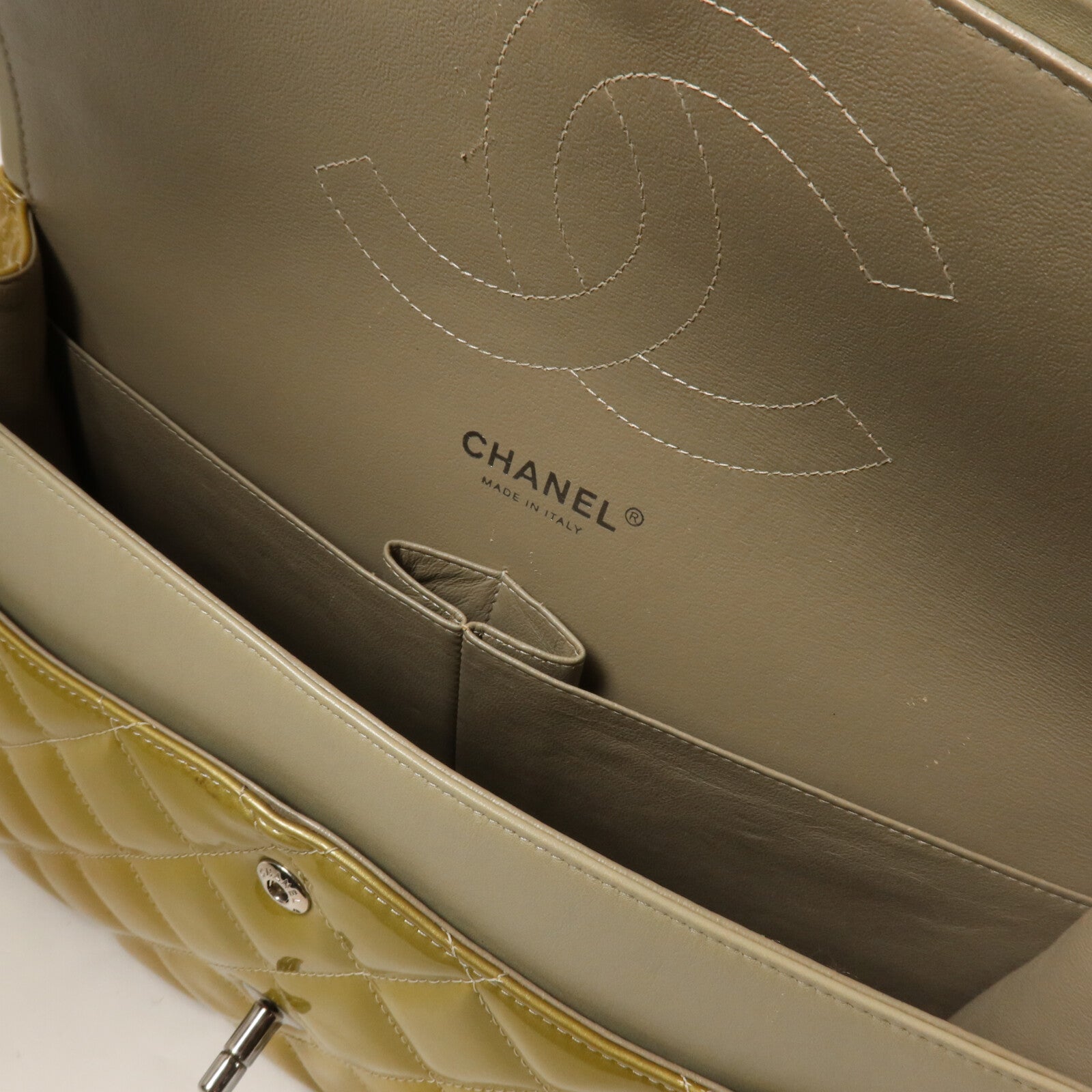 CHANEL 漆皮皮革Large Classic鏈帶肩背袋
