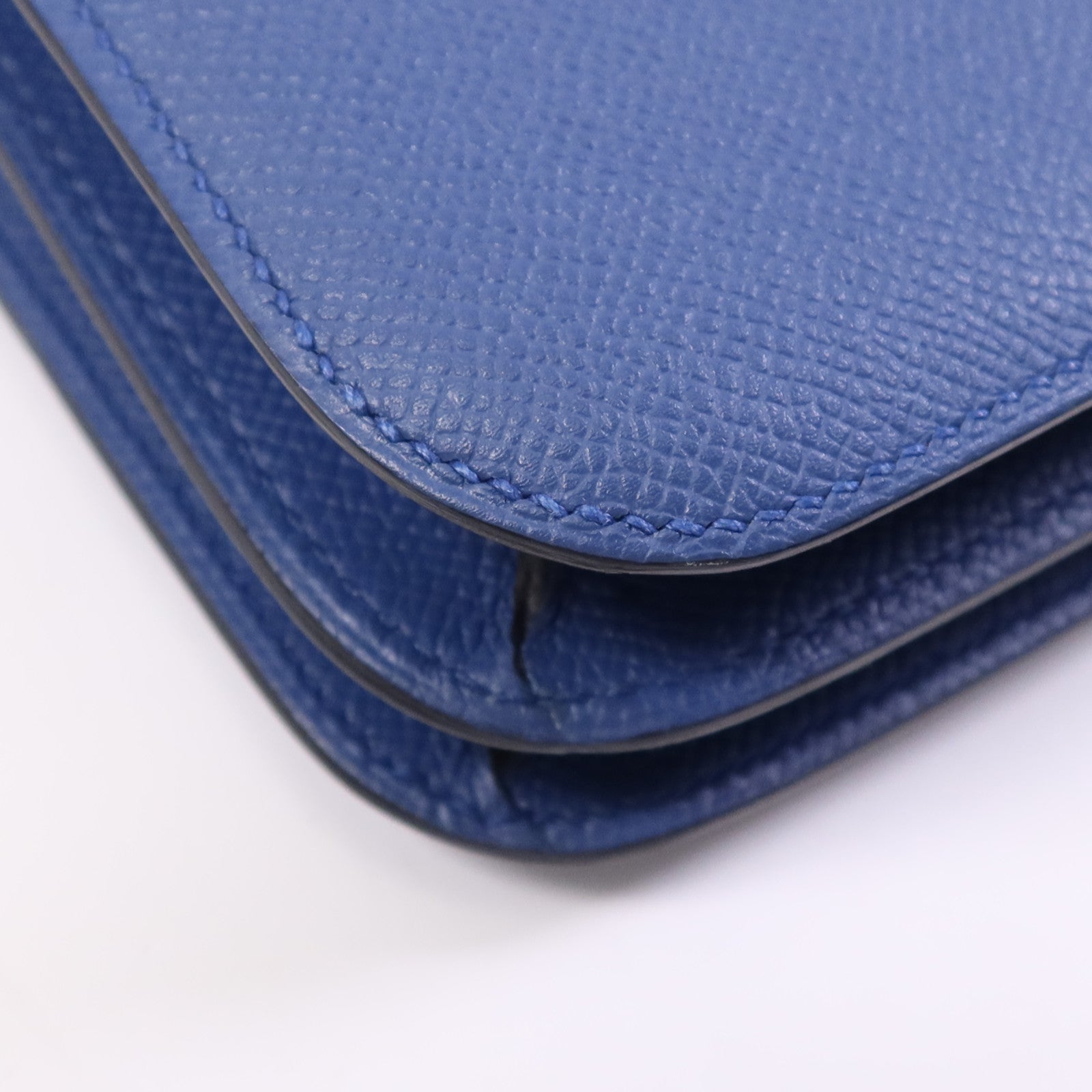 HERMES Epsom皮革Constance Mini銀扣肩背袋Bleu Agate/Gris Mouette