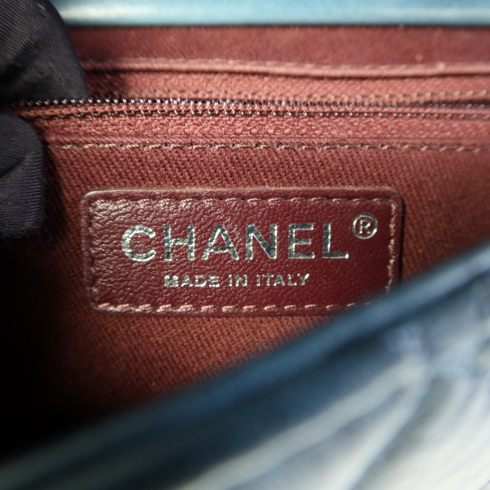 CHANEL 牛皮皮革Chain Shoulder銀扣鏈帶肩背袋