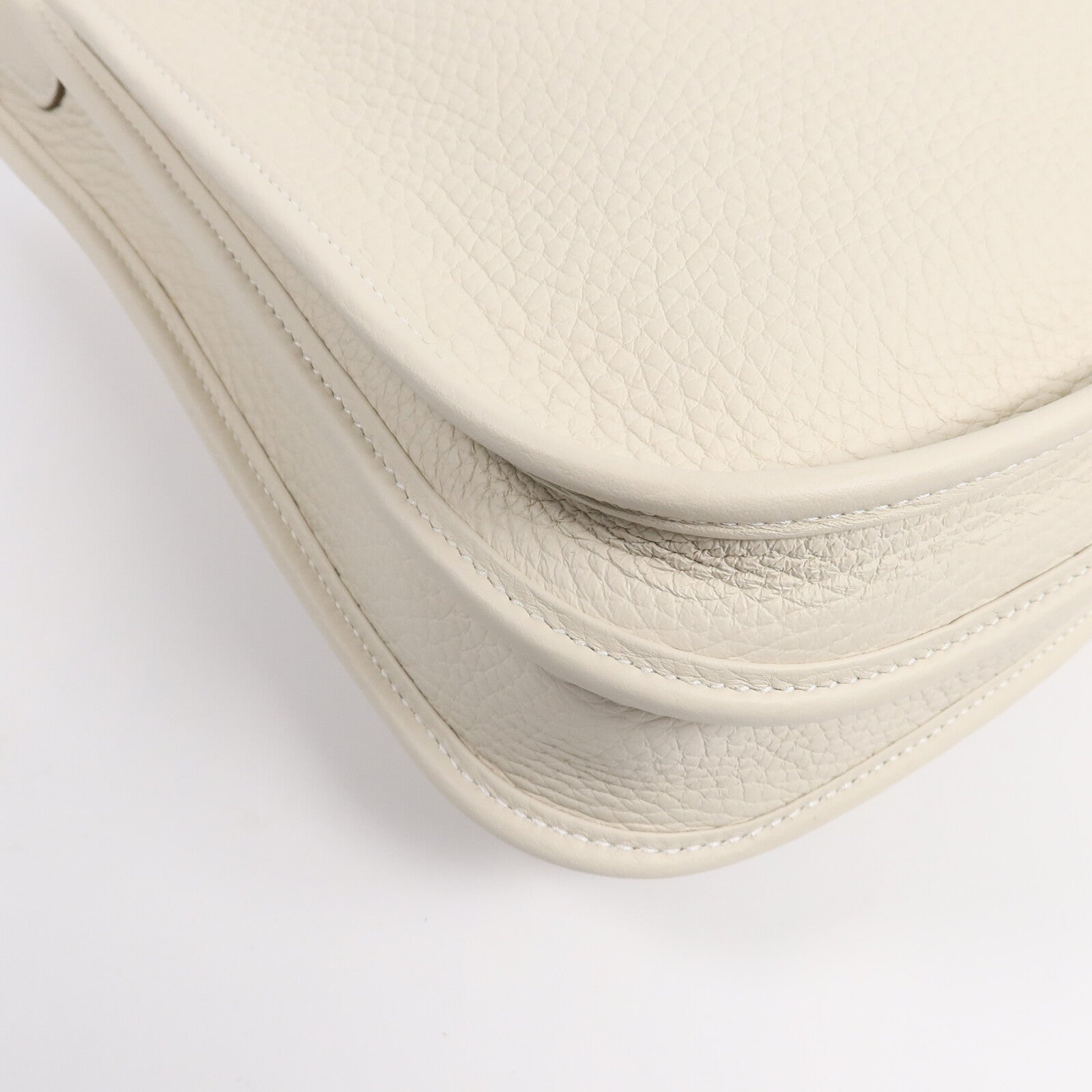 HERMES Clemence皮革Evelyne 23肩背袋Craie