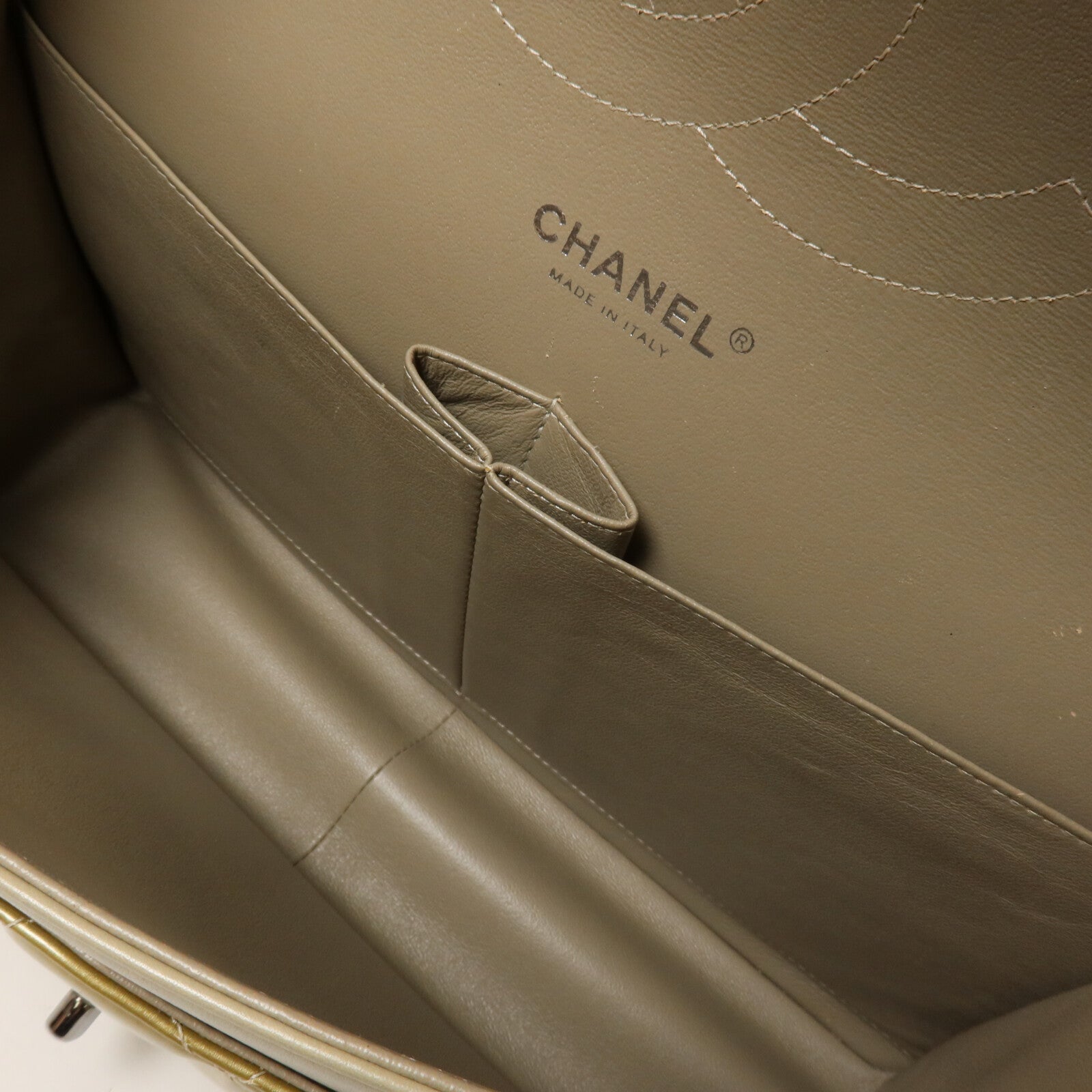 CHANEL 漆皮皮革Large Classic鏈帶肩背袋