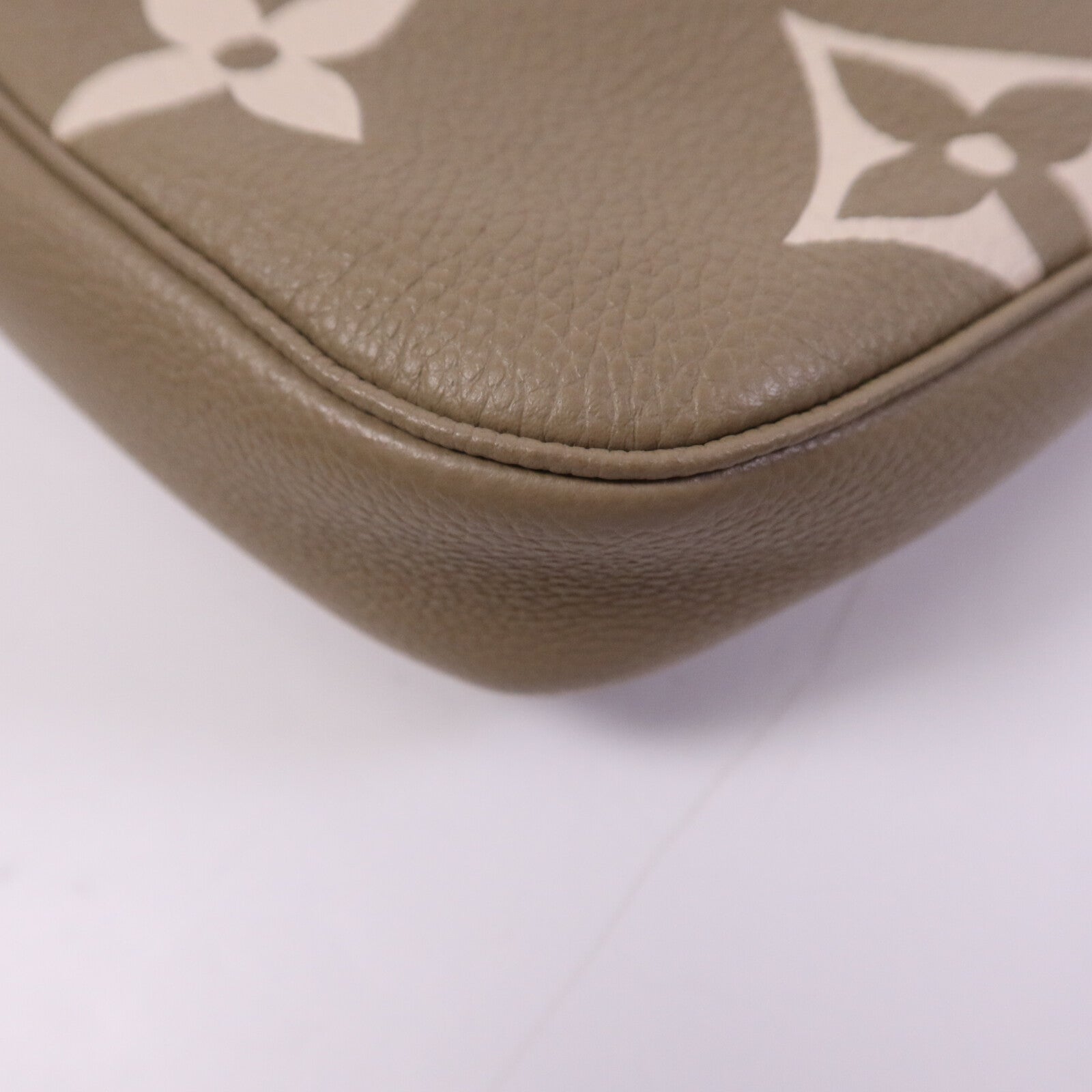 LOUIS VUITTON Monogram Empreinte Multi Pochette Accessoires金扣手挽肩背兩用袋