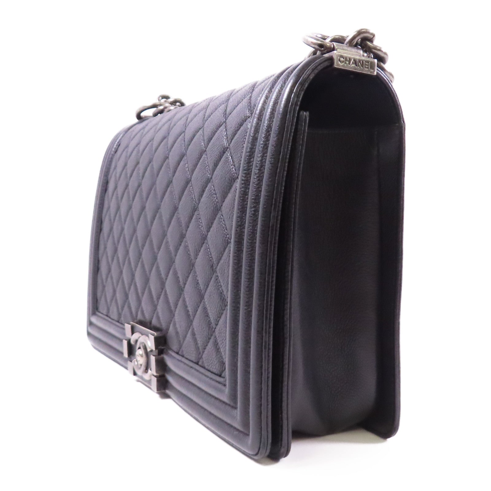 CHANEL 牛皮皮革Boy 28銀扣肩背袋
