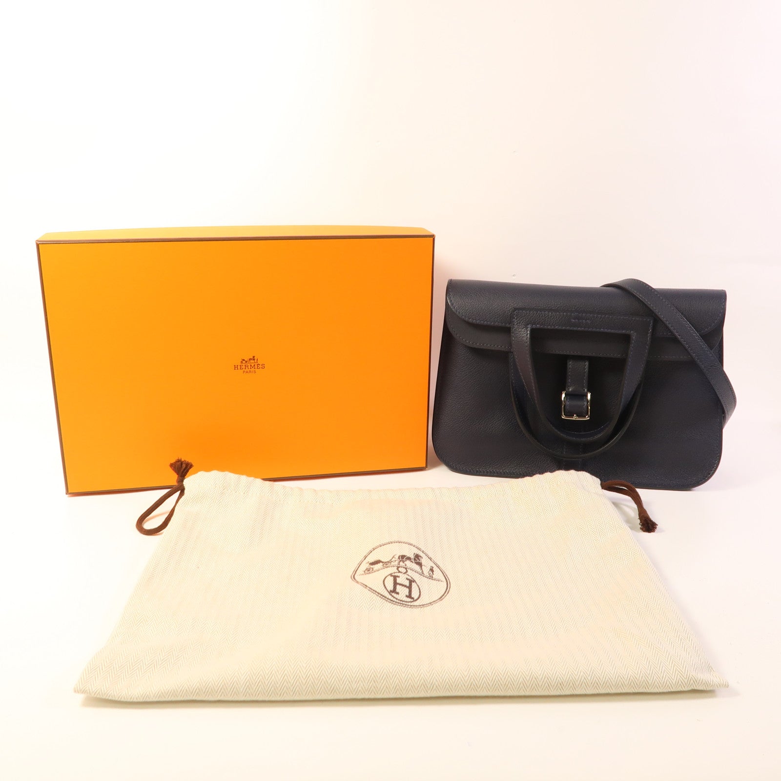 HERMES 【激減優惠】Evercolor皮革Halzan 25銀扣手挽肩背兩用袋Bleu Nuit