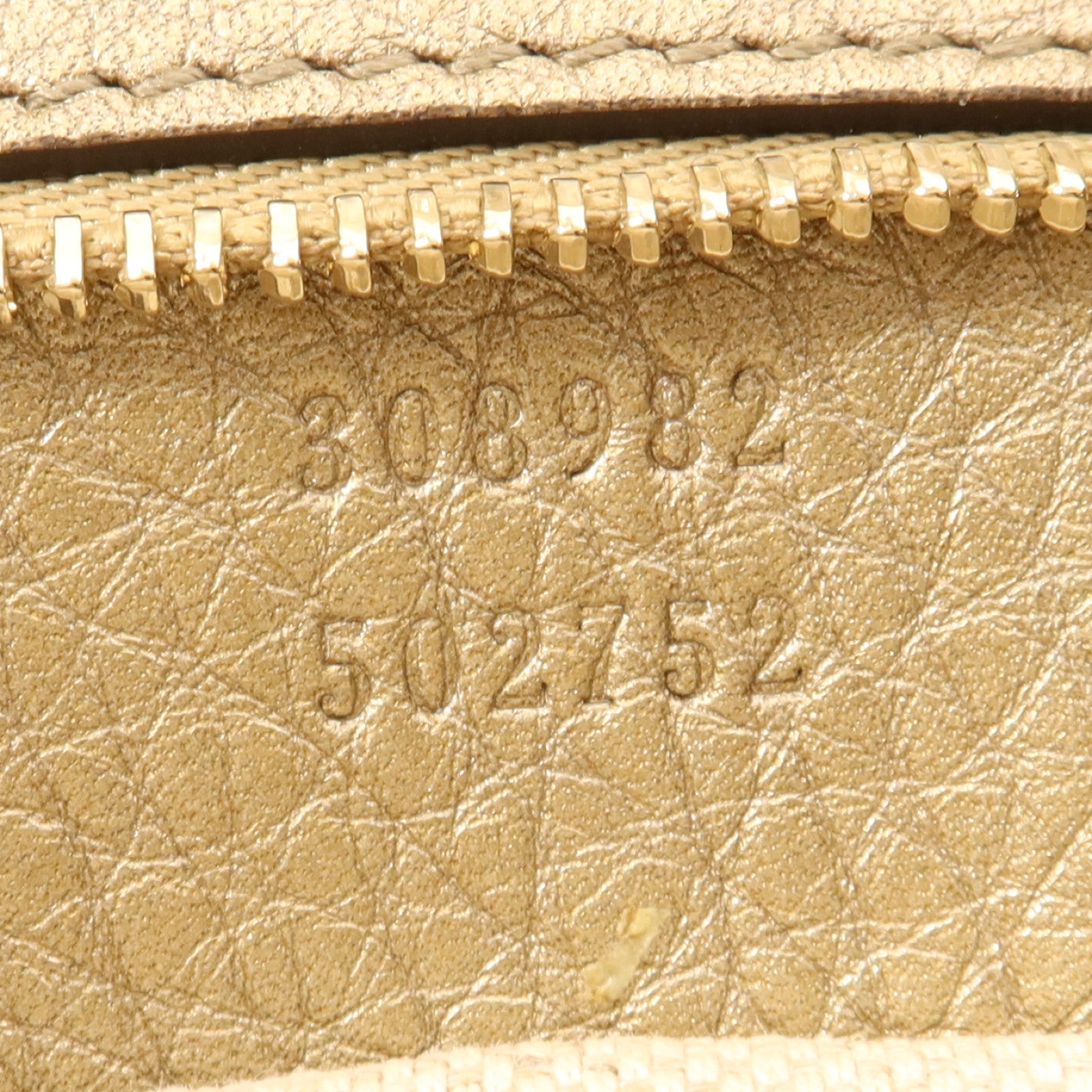 GUCCI 牛皮皮革Soho Pebbled金扣肩背袋