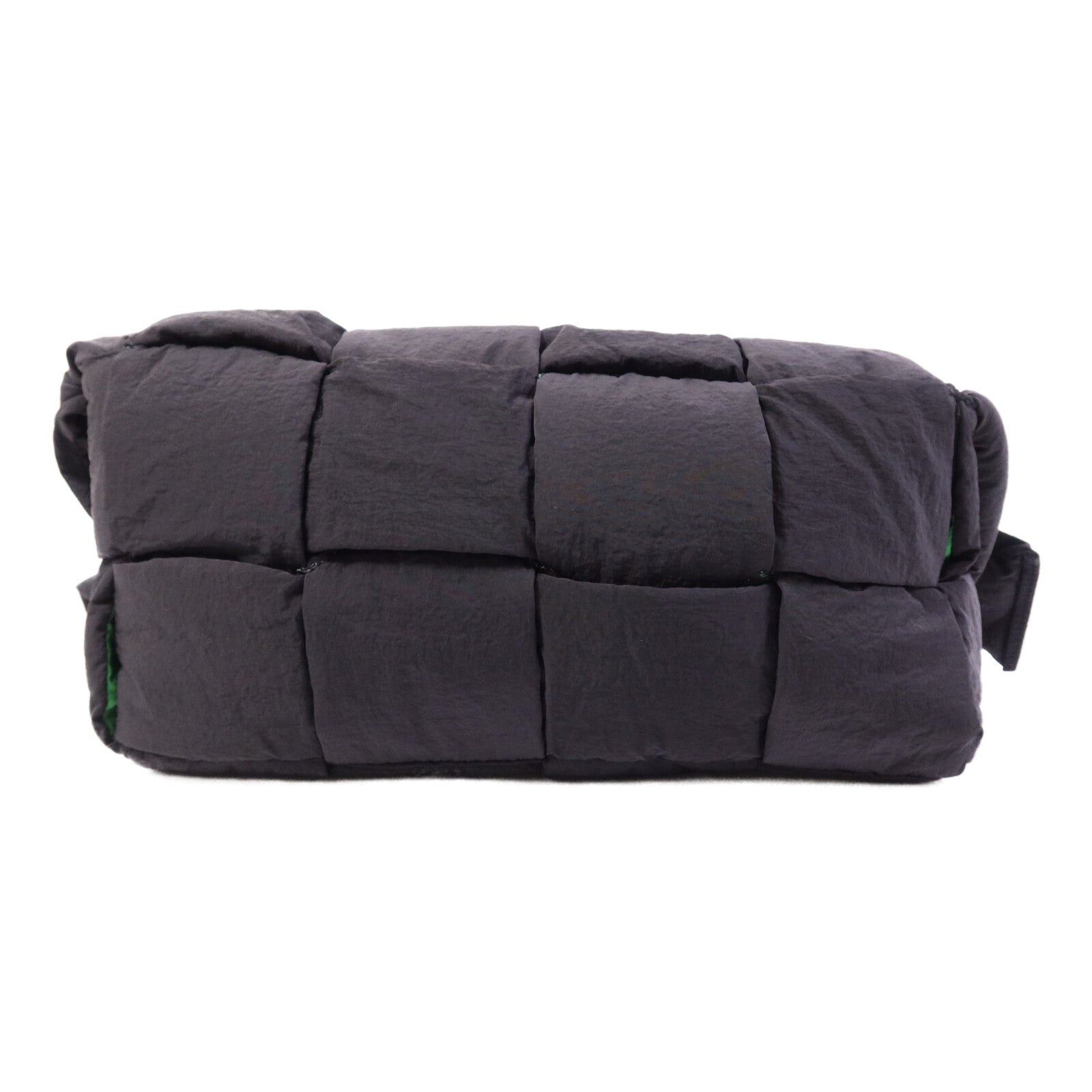 BOTTEGA VENETA 尼龍Tech Cassette銀扣肩背袋