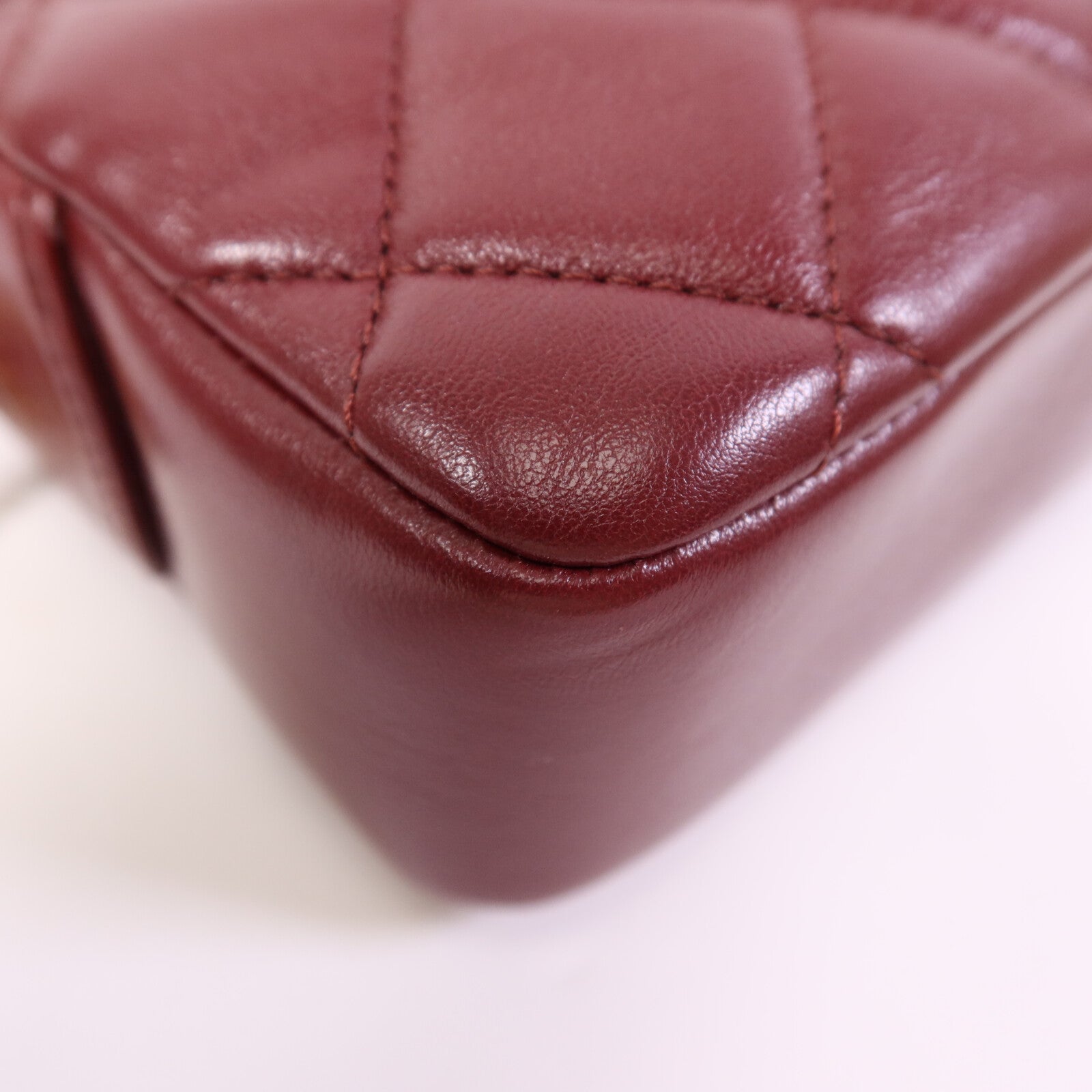 CHANEL 牛皮皮革Camera Bag金扣鏈帶肩背袋