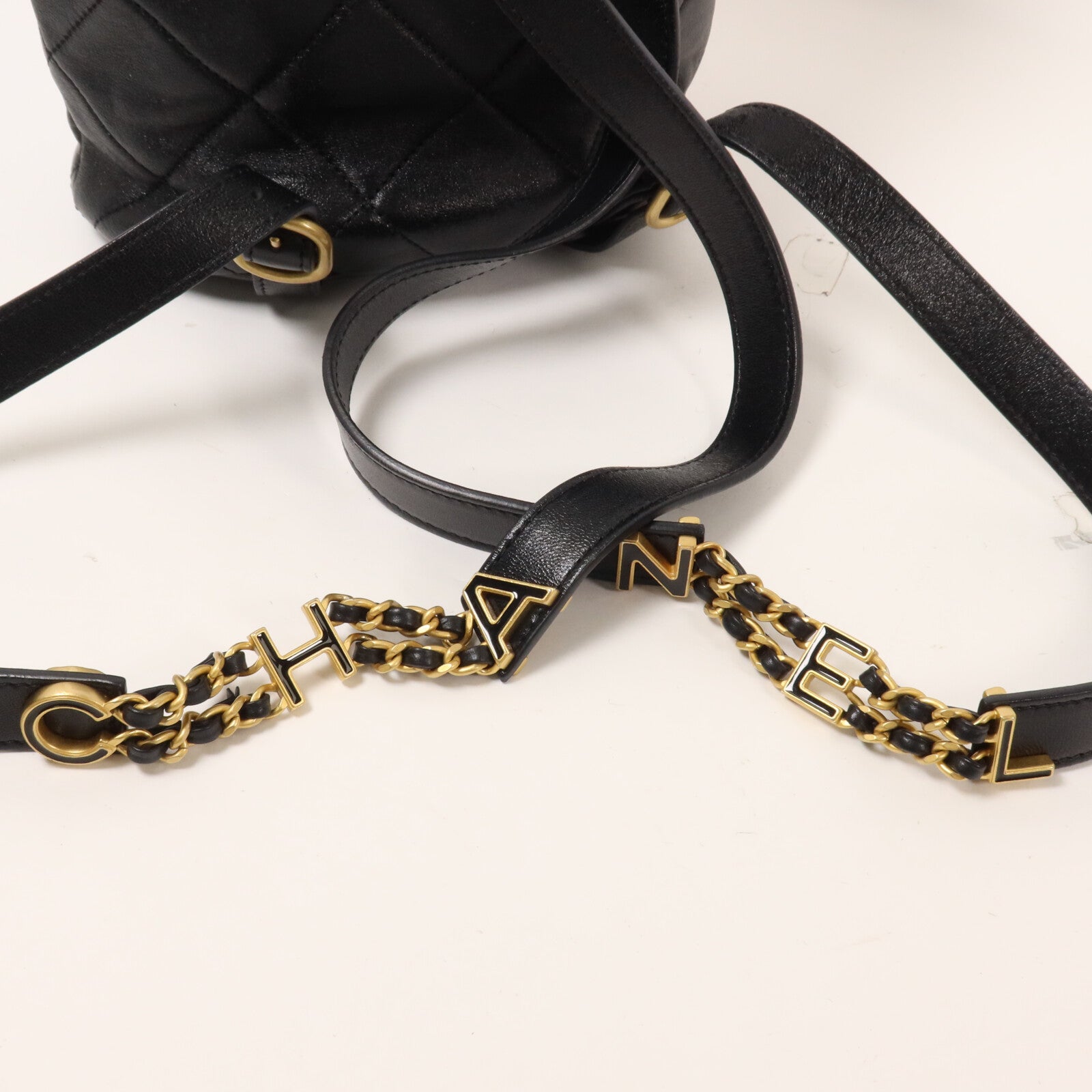 CHANEL 牛皮皮革Duma Backpack鏈帶背包