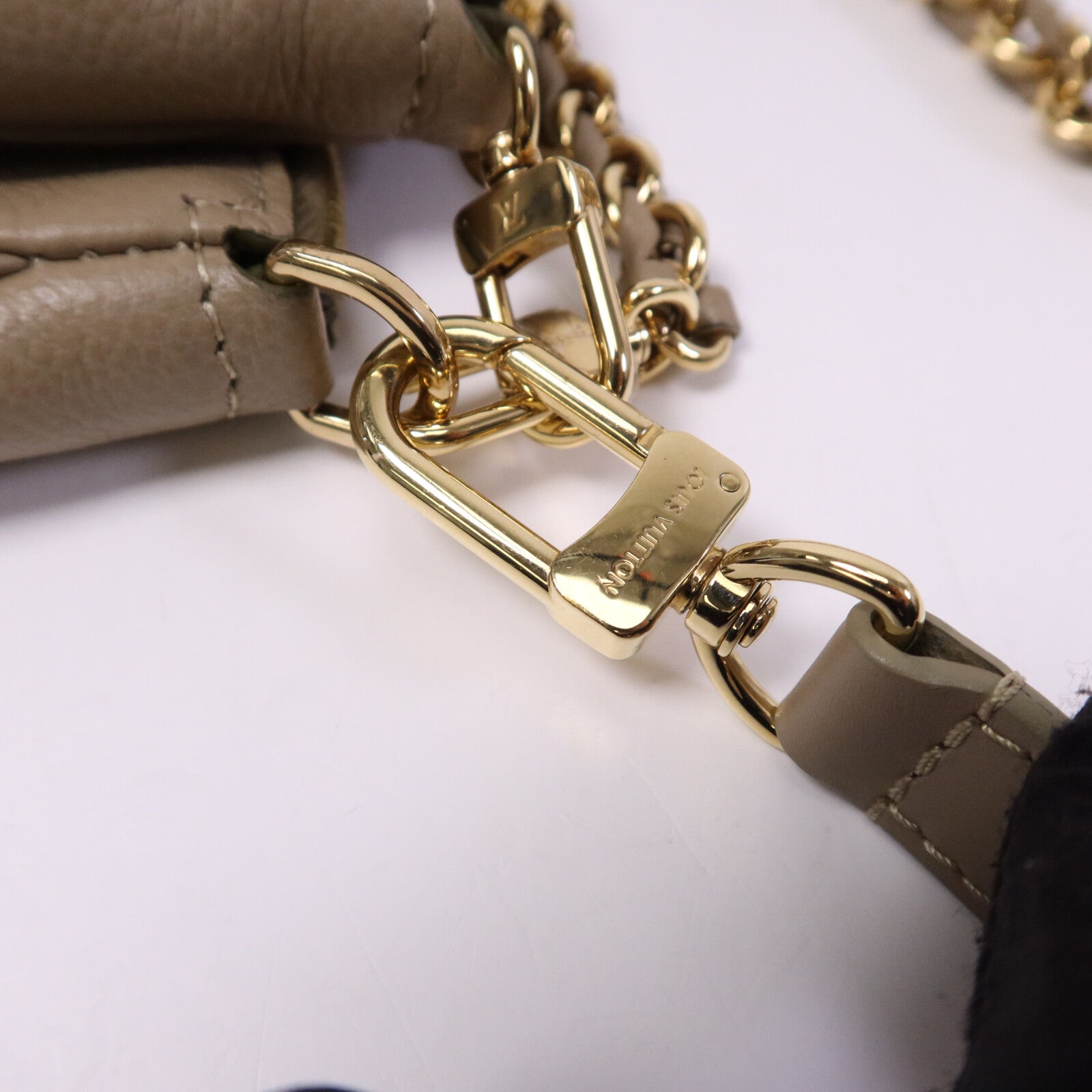 LOUIS VUITTON Monogram Empreinte Multi Pochette Accessoires金扣手挽肩背兩用袋