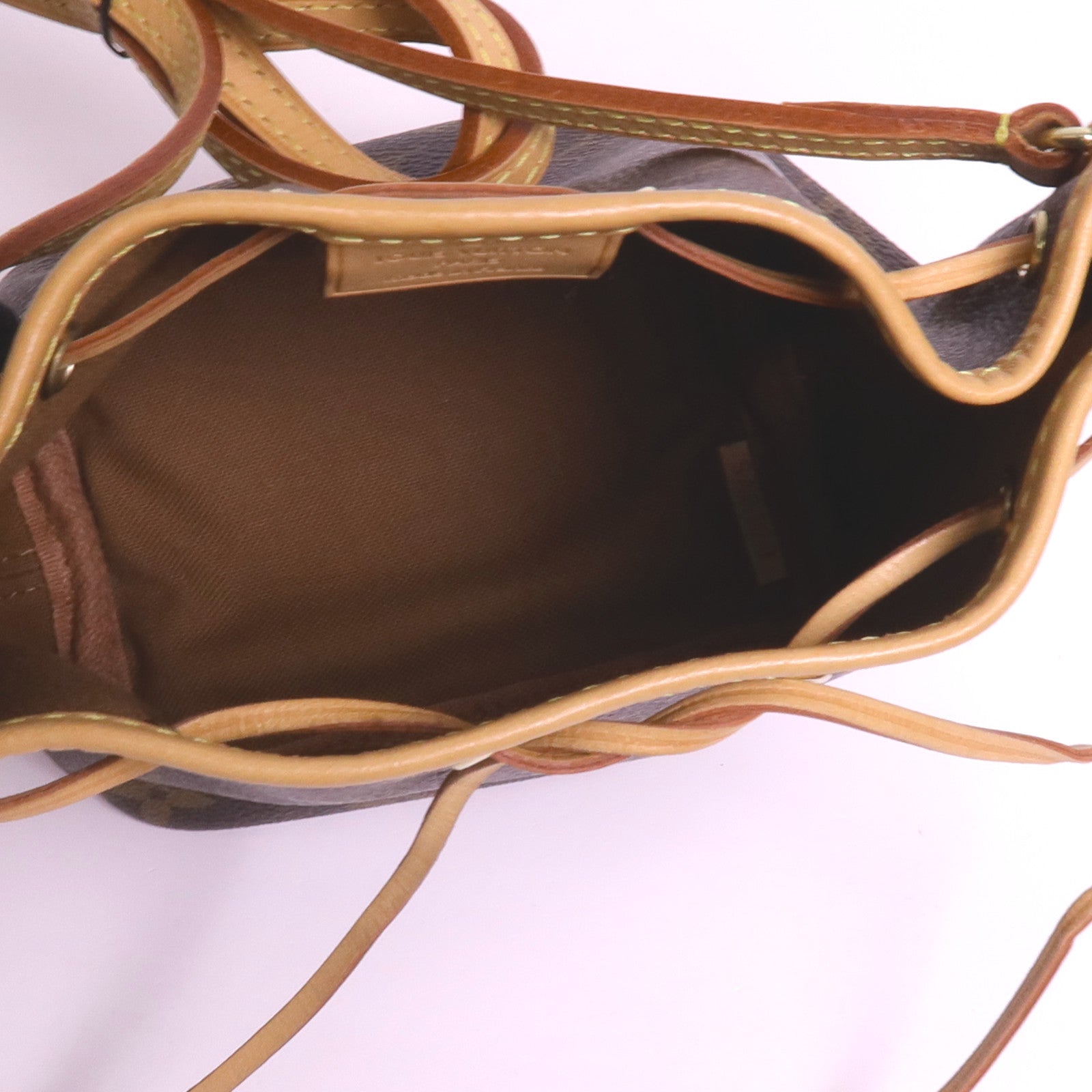 LOUIS VUITTON Monogram Nano Noe金扣肩背袋