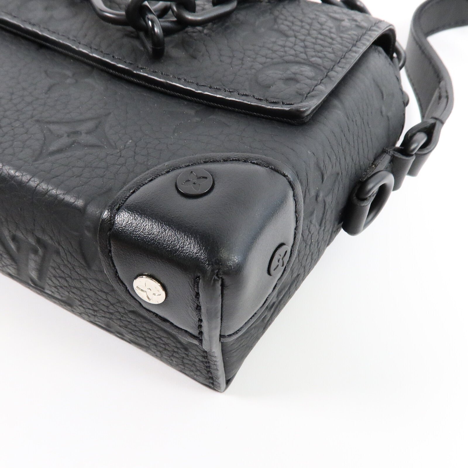 LOUIS VUITTON Monogram Taurillon Steamer Wearable Wallet扣肩背袋