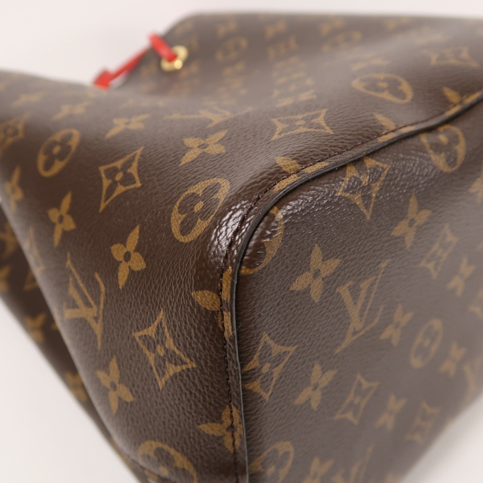 LOUIS VUITTON Monogram Neo Noe Bucket Bag金扣肩背袋