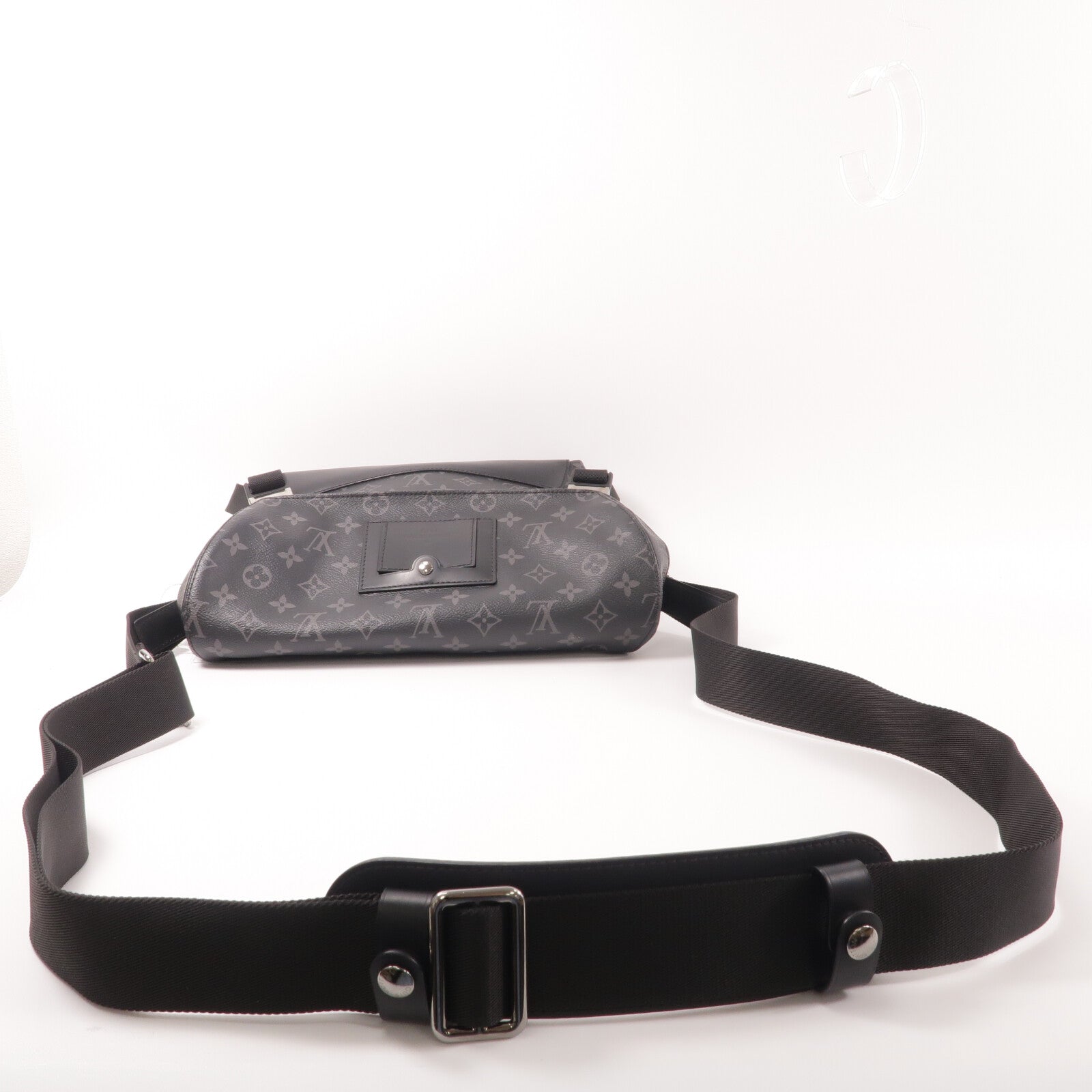 LOUIS VUITTON Monogram Eclipse Voyager PM肩背袋