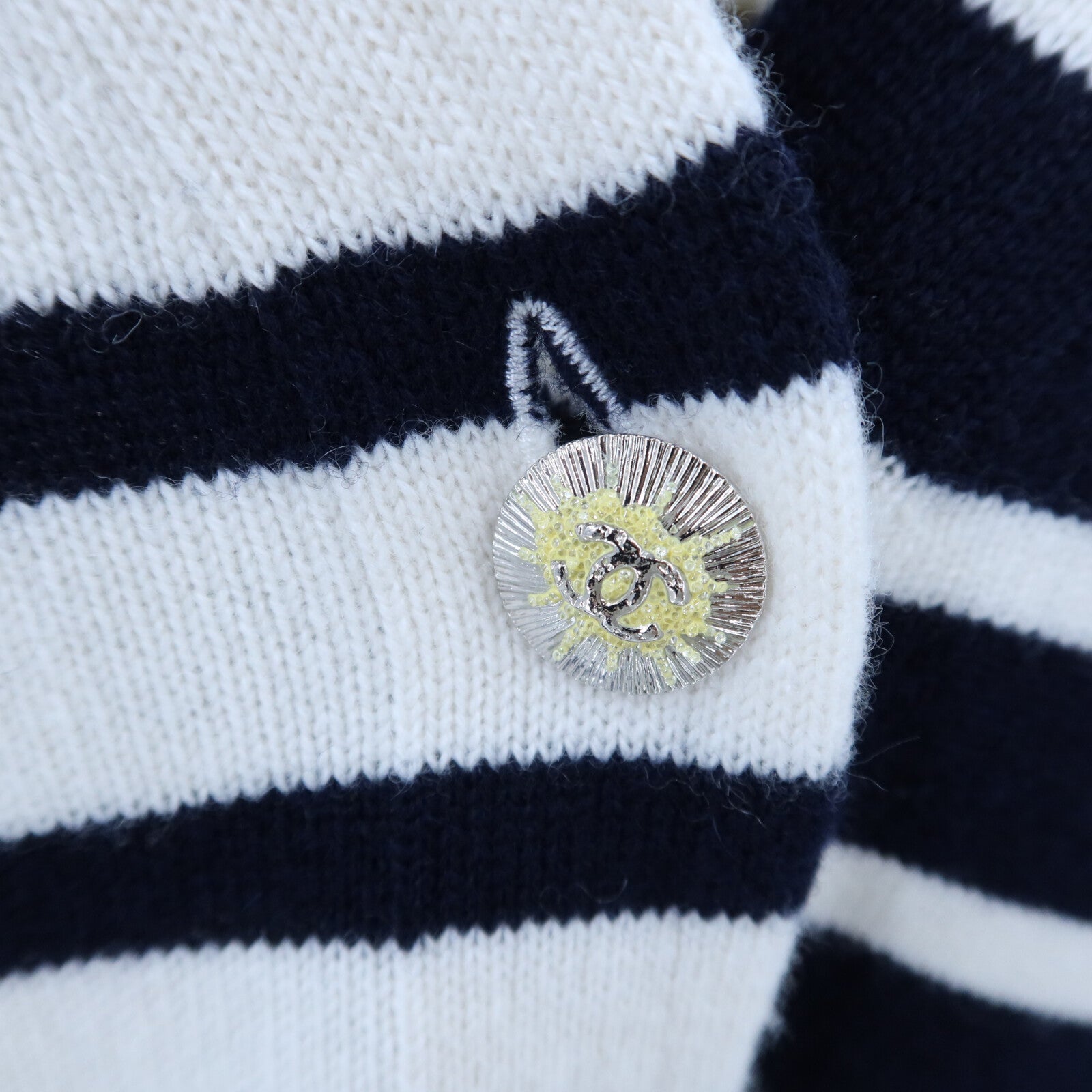 CHANEL Cashmere Coco Mark Button Cardigan針織