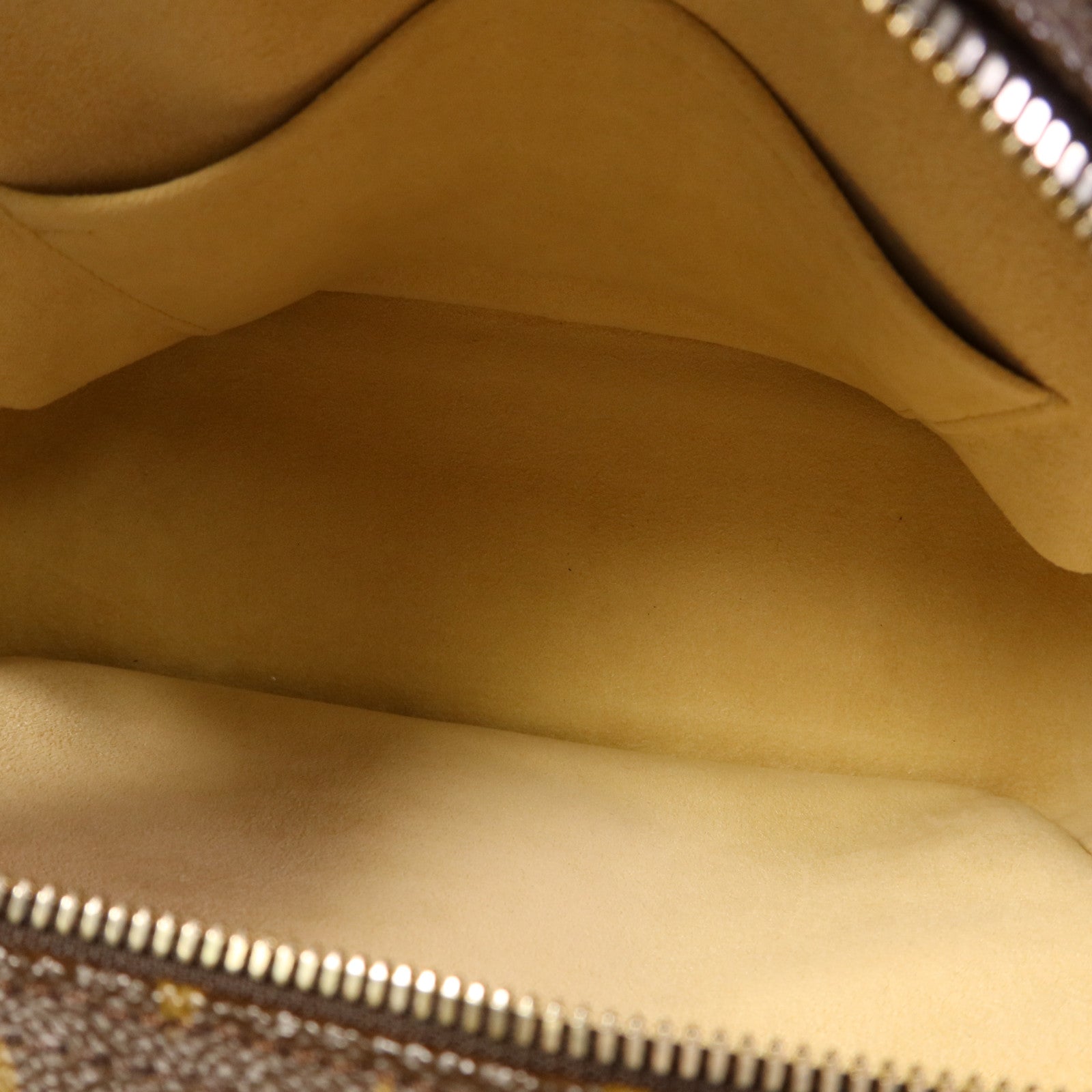 LOUIS VUITTON Monogram Manhattan PM金扣手挽袋棕色