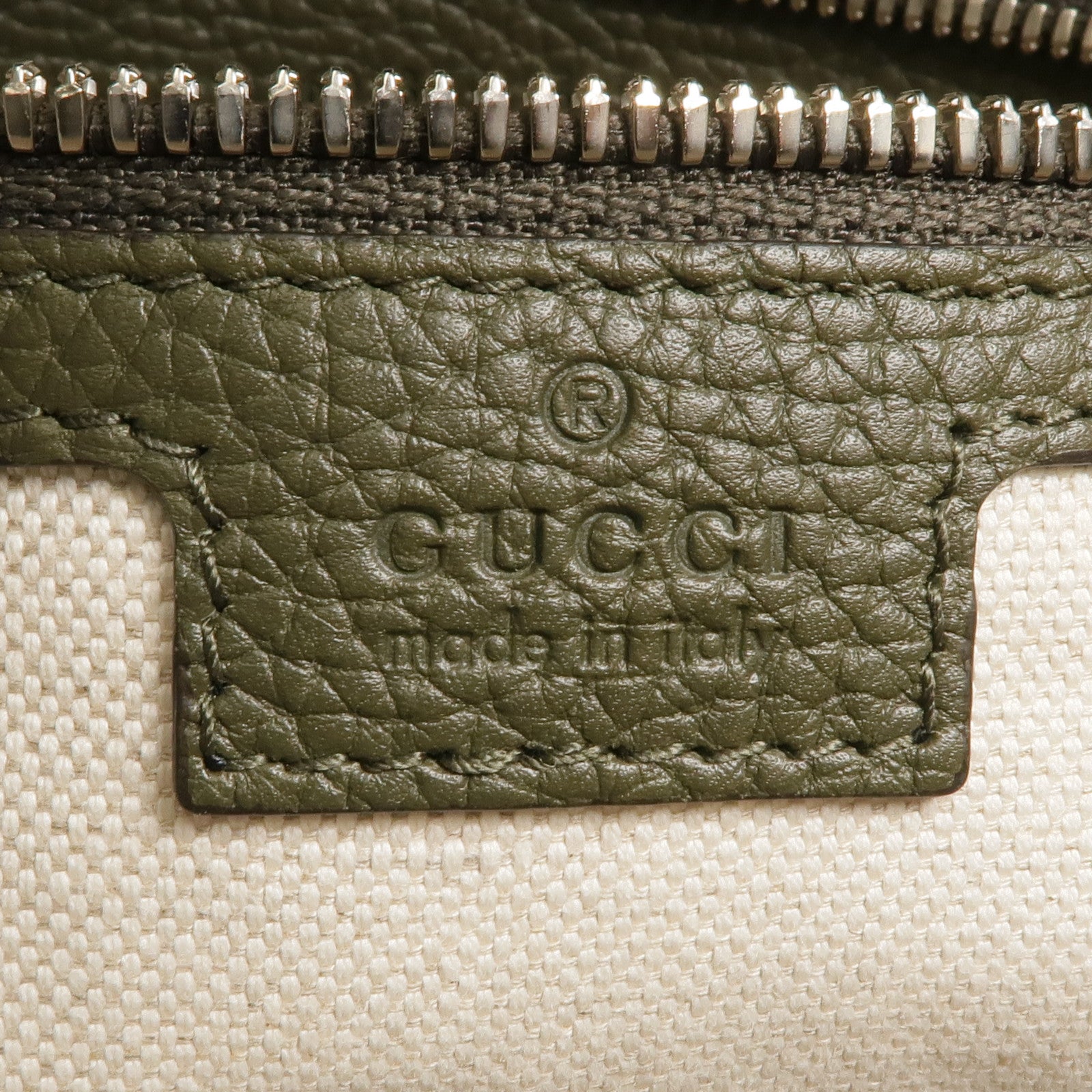 GUCCI 【激減優惠】牛皮皮革Jumbo GG Medium Messenger Bag銀扣肩背袋