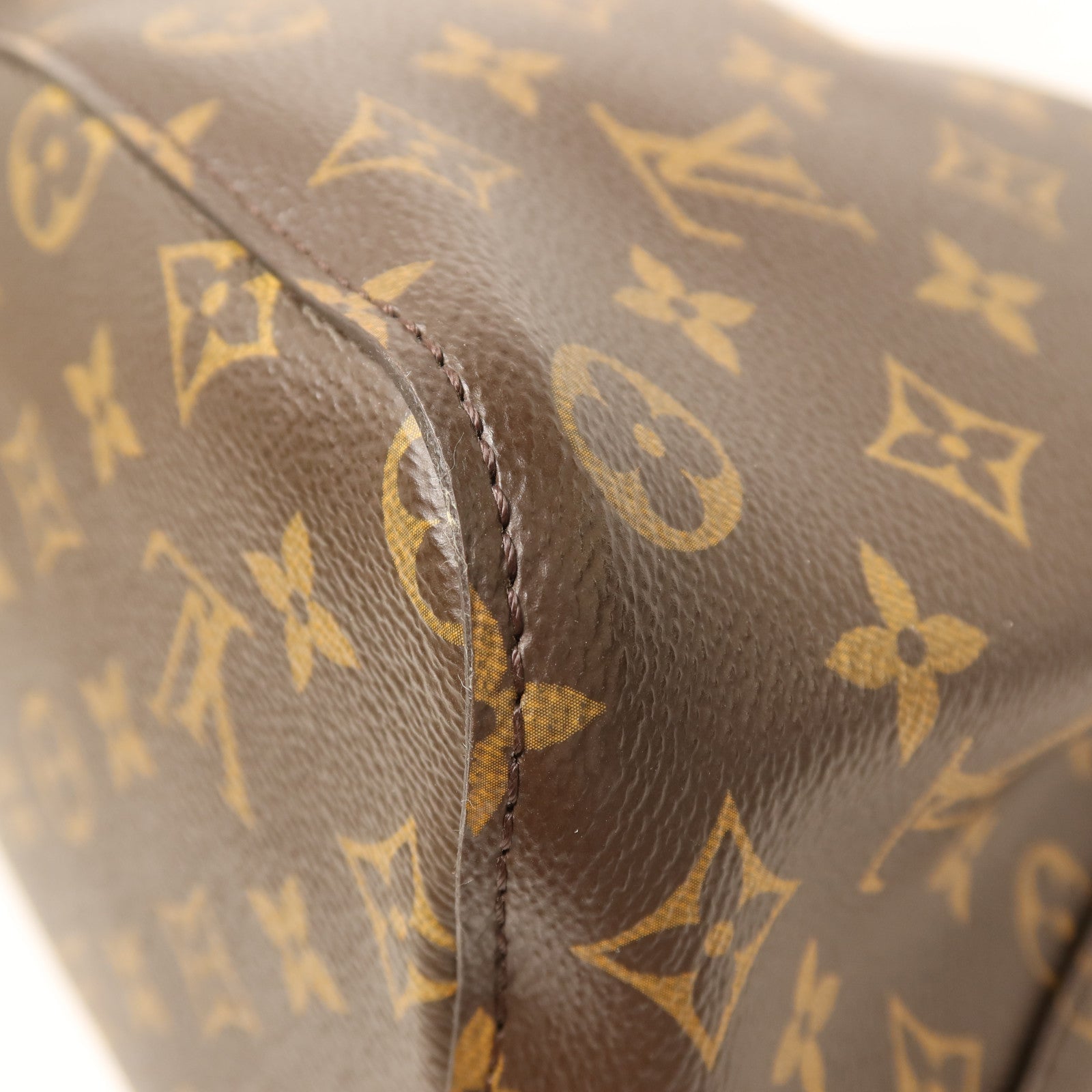 LOUIS VUITTON Monogram Neo Noe MM金扣肩背袋