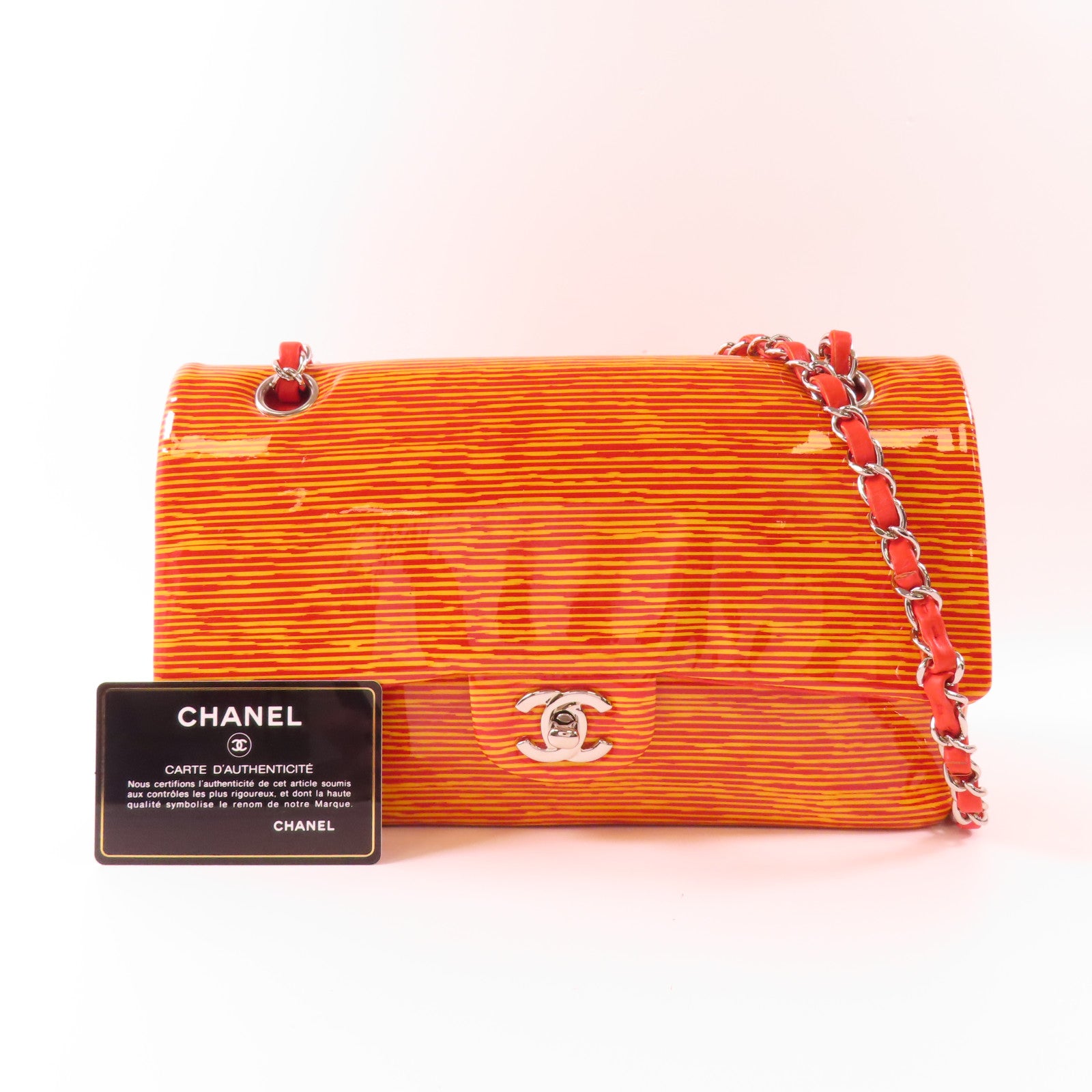 CHANEL 漆皮皮革Classic 25銀扣肩背袋