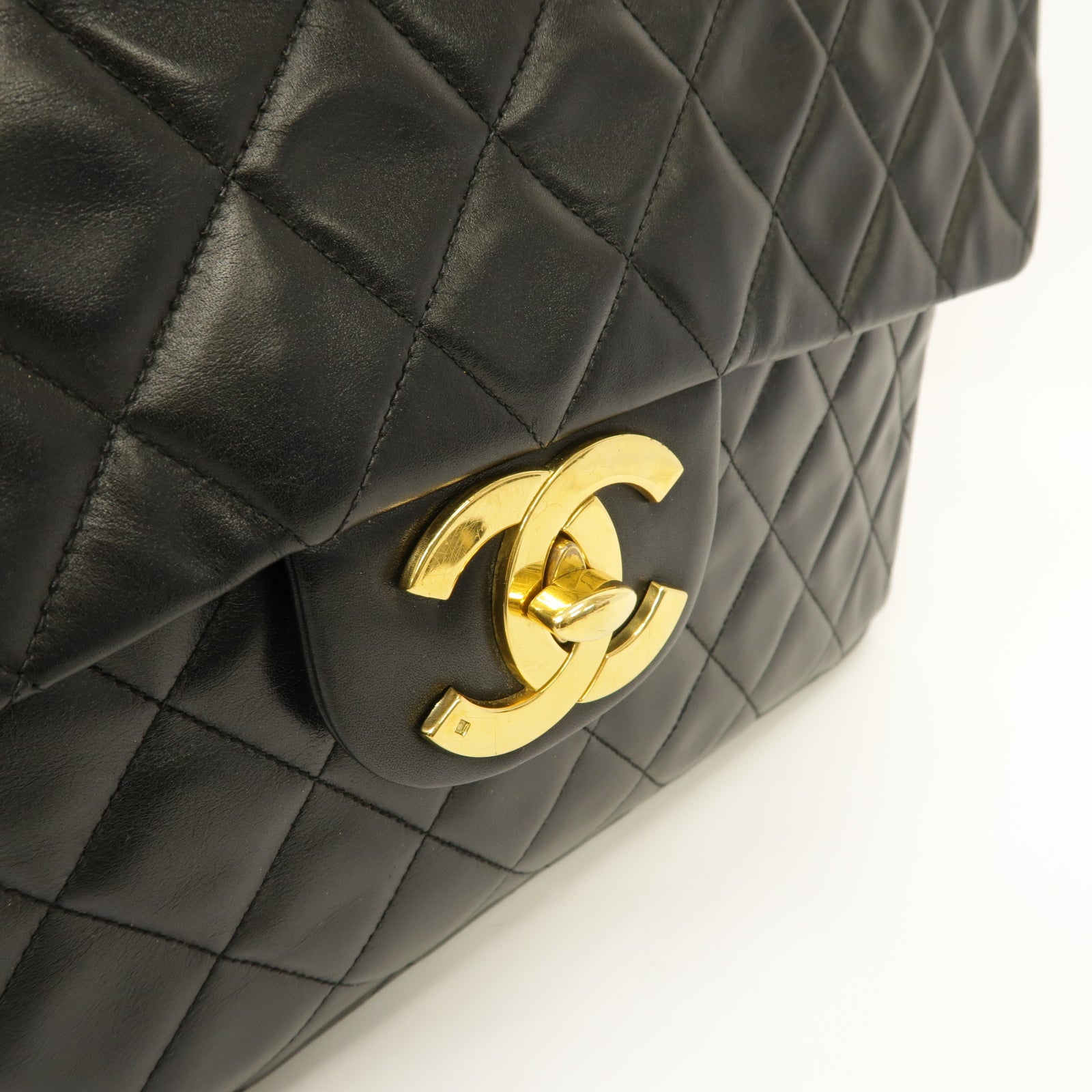 CHANEL 菱格牛皮皮革Chain Shoulder Bag金扣鏈帶肩背袋黑色