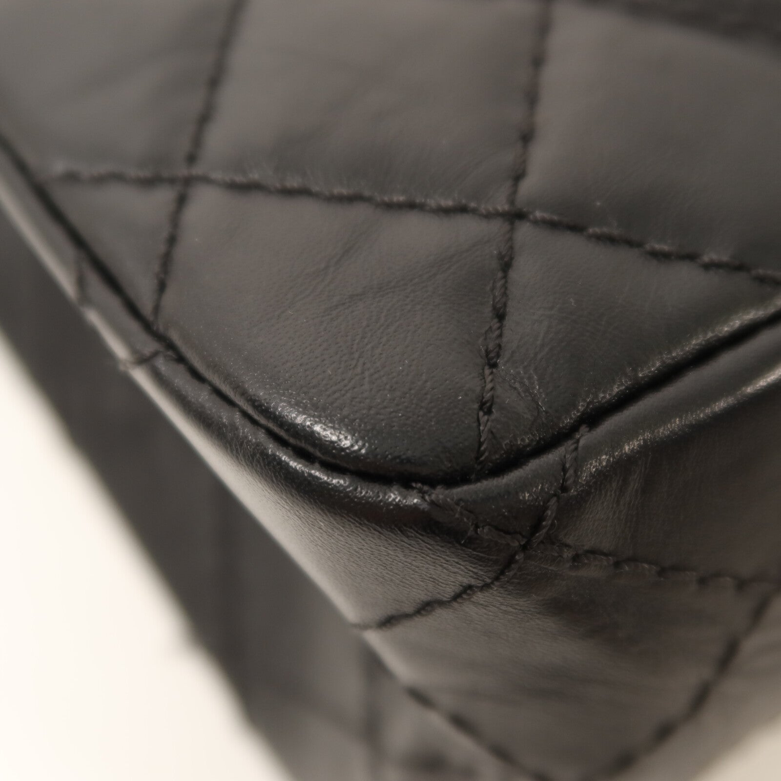 CHANEL 牛皮皮革2.55銀扣鏈帶肩背袋