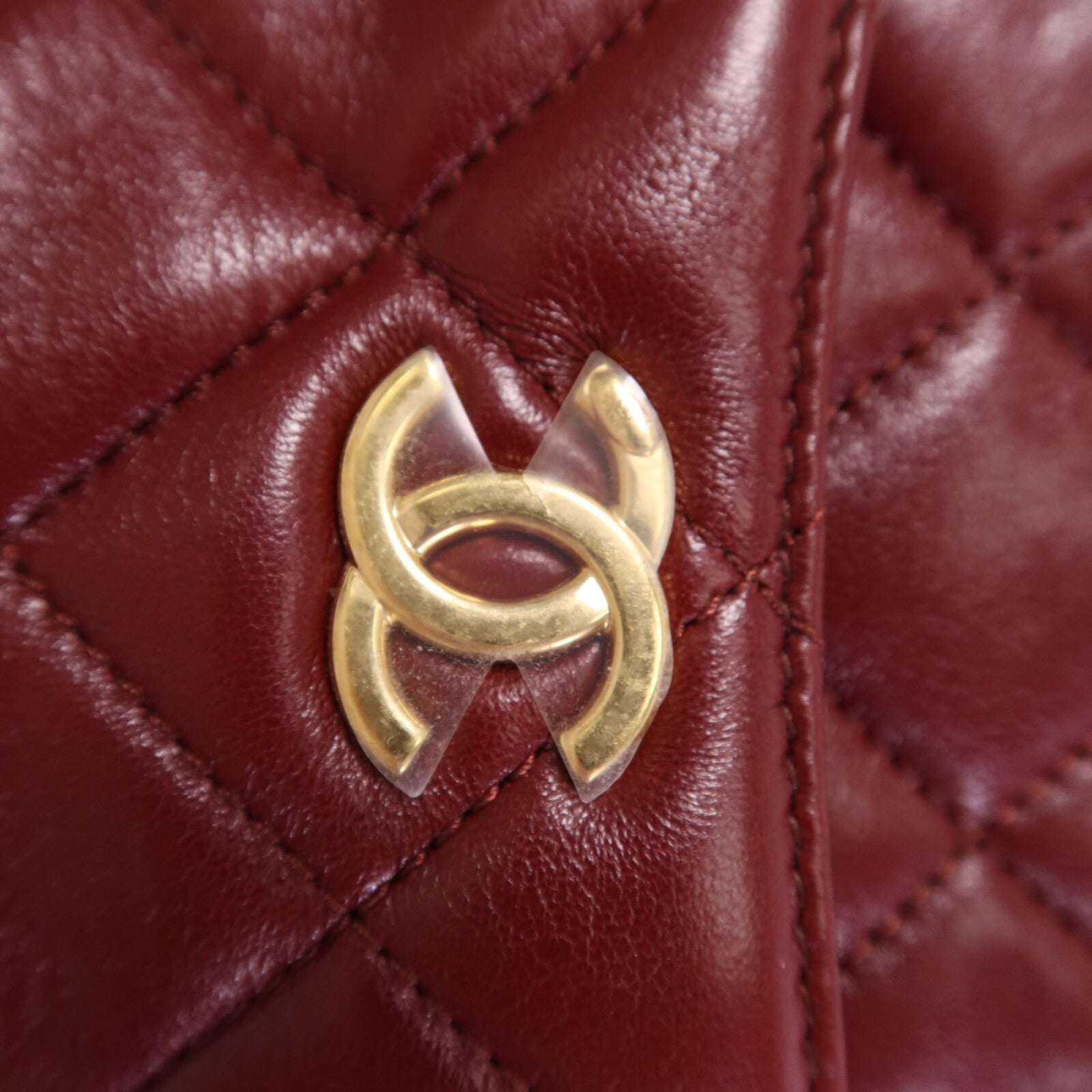 CHANEL 牛皮皮革Camera Bag金扣鏈帶肩背袋