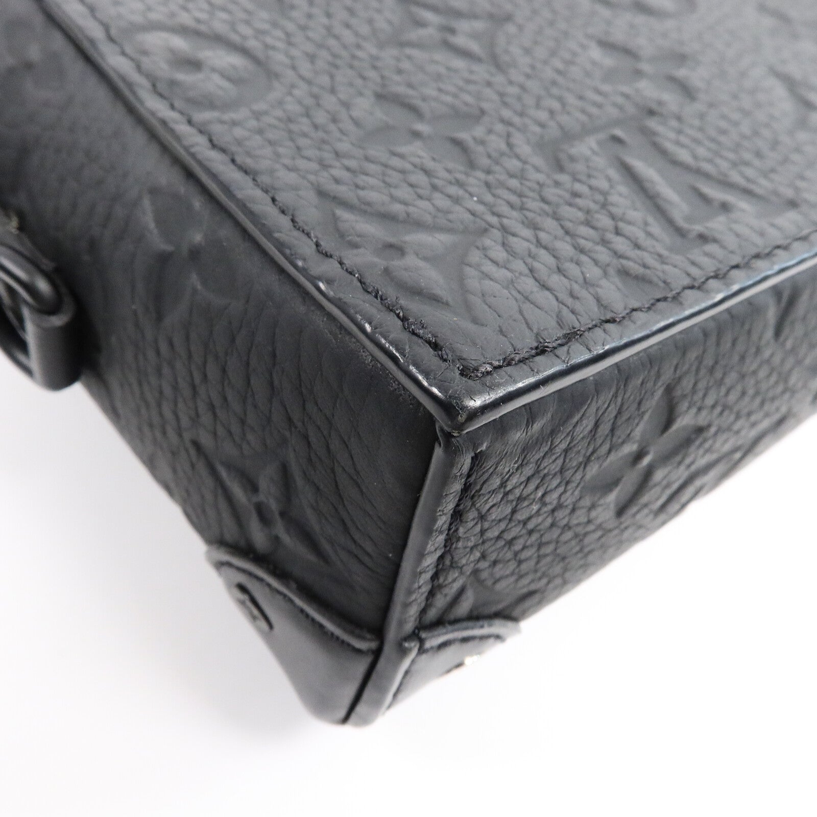 LOUIS VUITTON Monogram Taurillon Steamer Wearable Wallet扣肩背袋