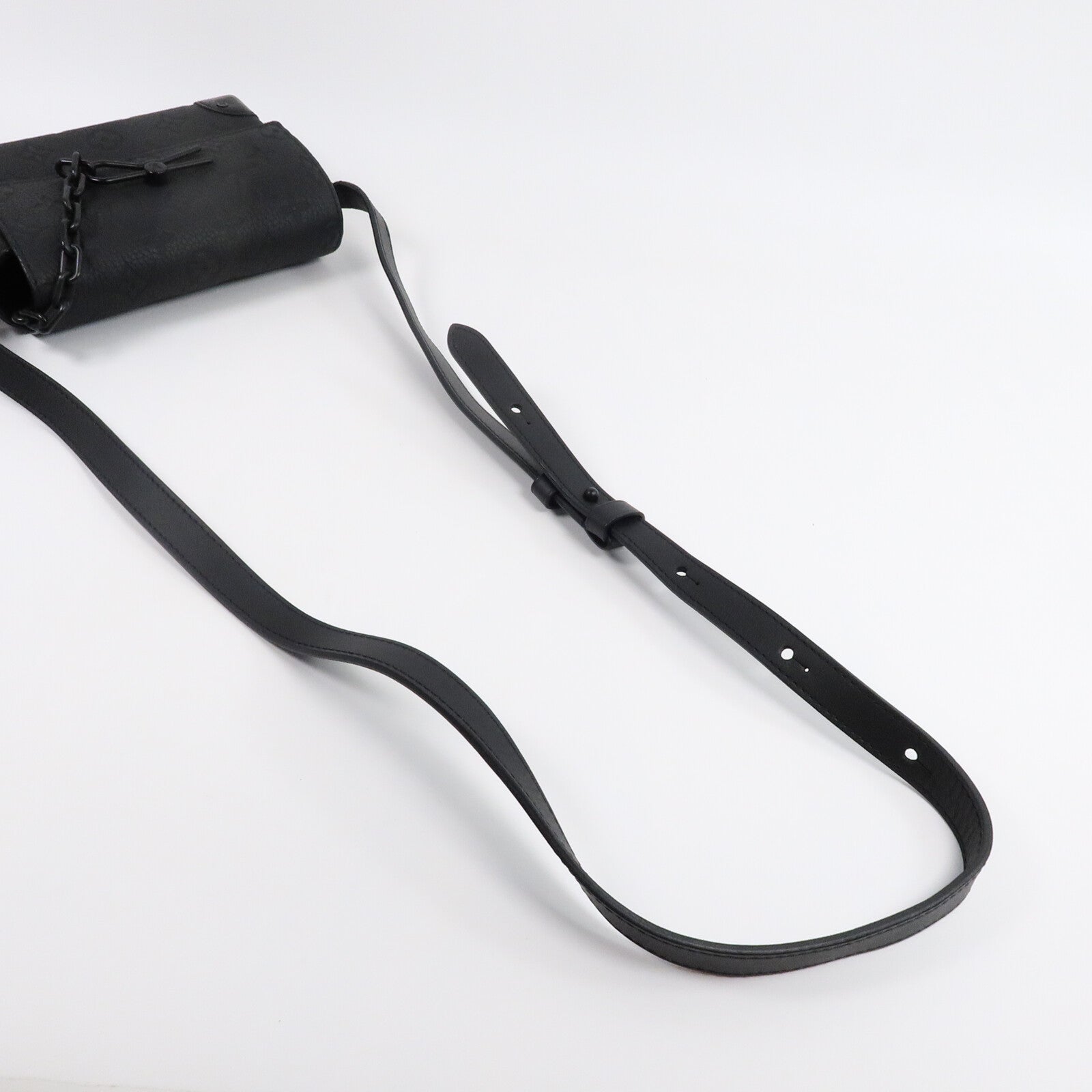 LOUIS VUITTON Monogram Taurillon Steamer Wearable Wallet扣肩背袋