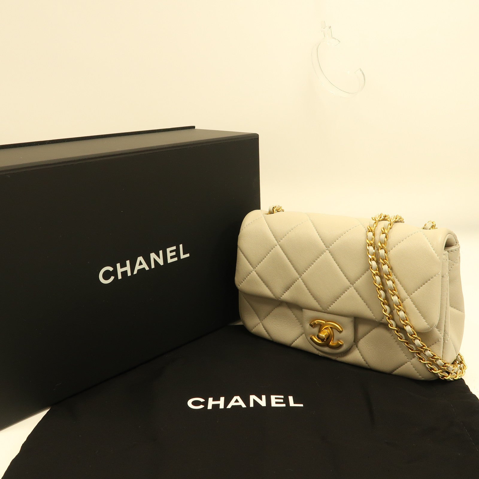CHANEL 菱格羊皮皮革Chain Shoulder金扣鏈帶肩背袋灰色