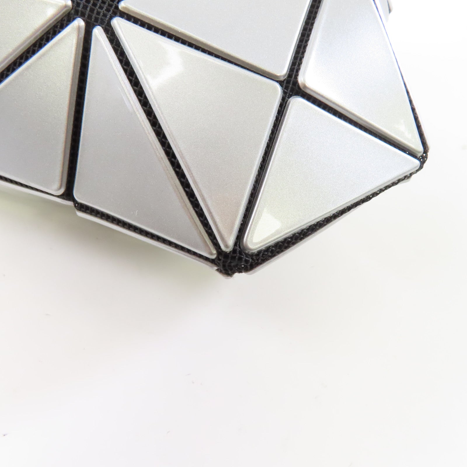 BAO BAO ISSEYMIYAKE PVC Bao Bao Shoulder Bag肩背袋銀色