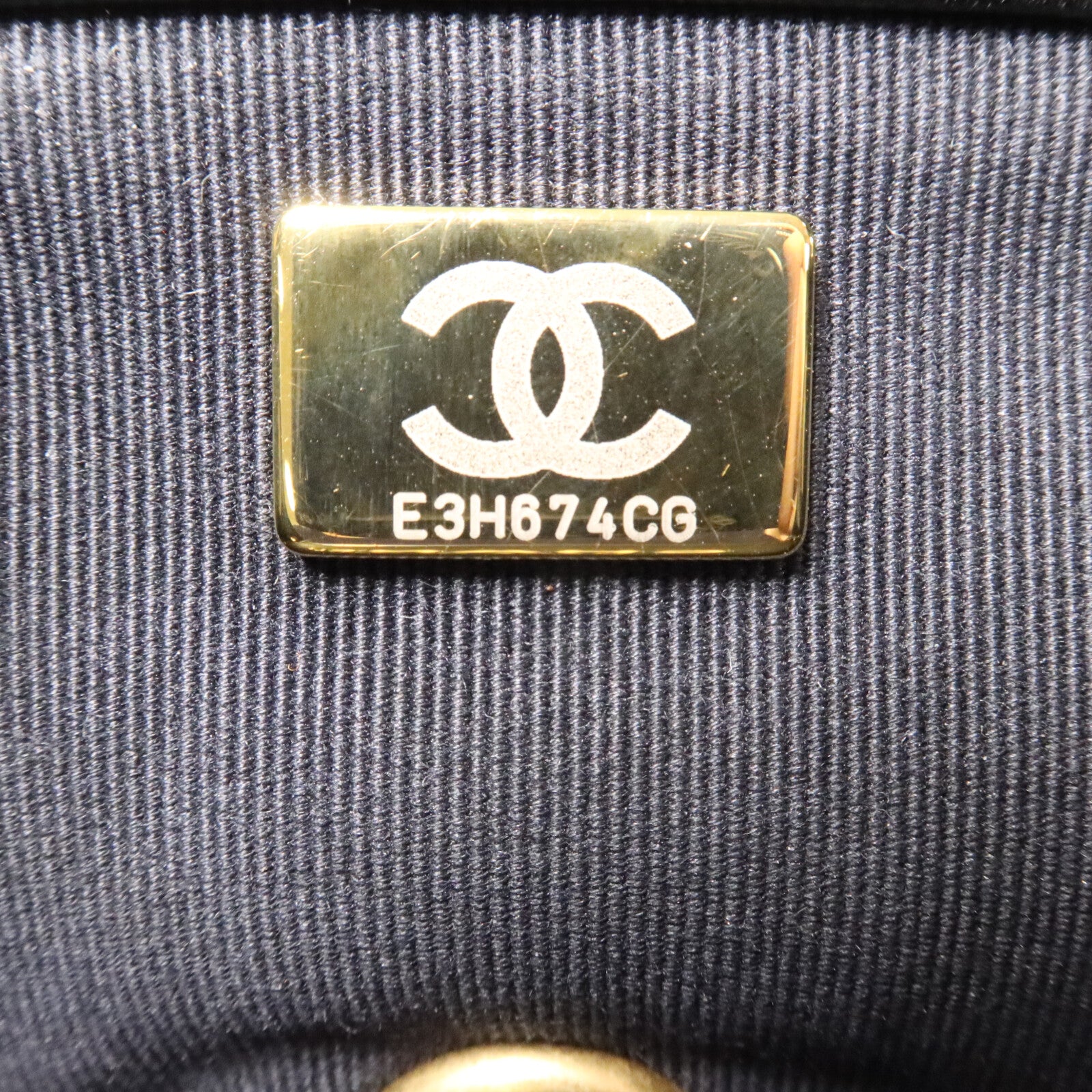 CHANEL 牛皮皮革Duma Backpack鏈帶背包