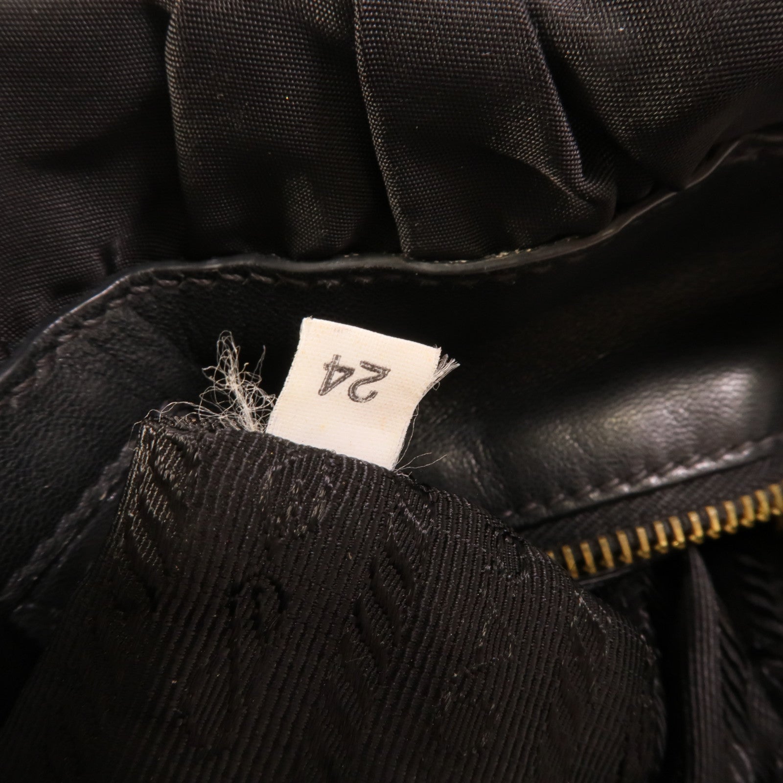 PRADA 尼龍Handbag手挽袋