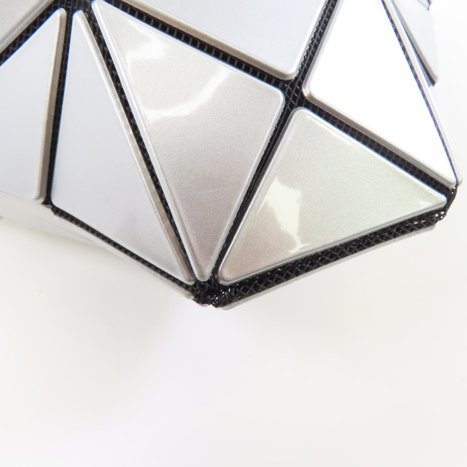BAO BAO ISSEYMIYAKE PVC Bao Bao Shoulder Bag肩背袋銀色