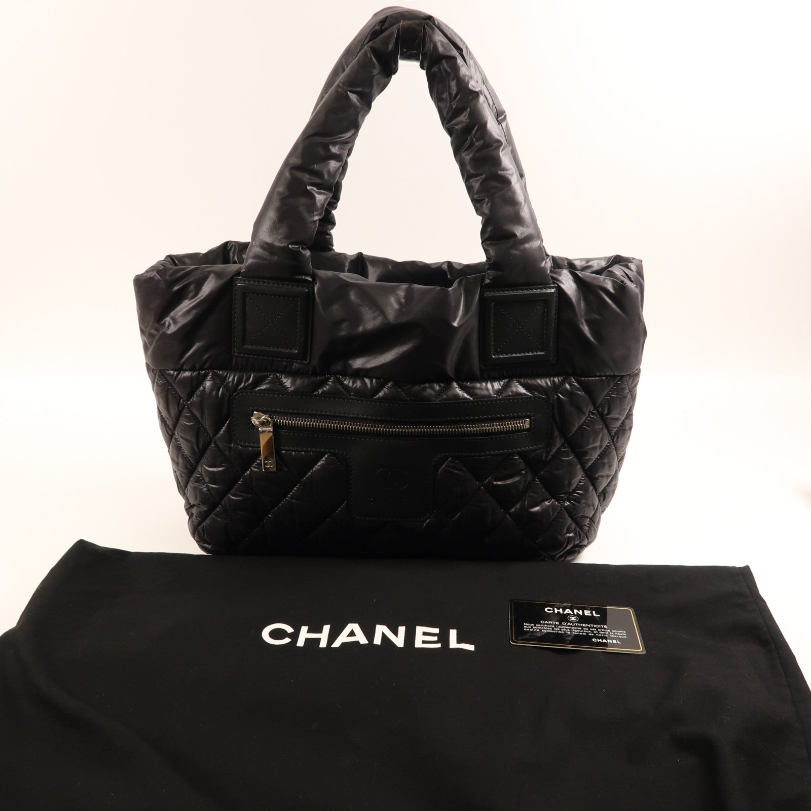 CHANEL 尼龍Coco Cocoon銀扣手挽袋