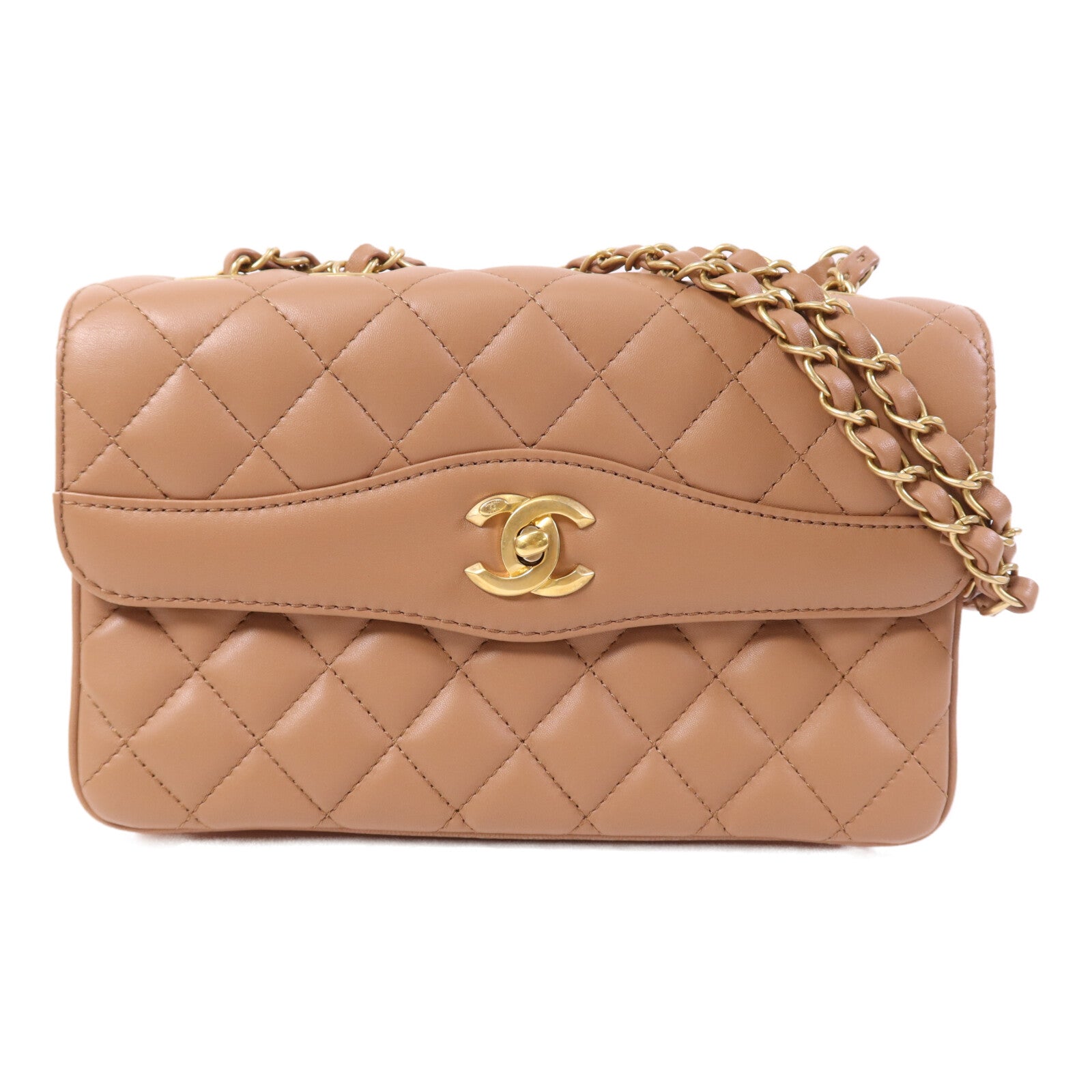 CHANEL 羊皮皮革金扣肩背袋 杏色